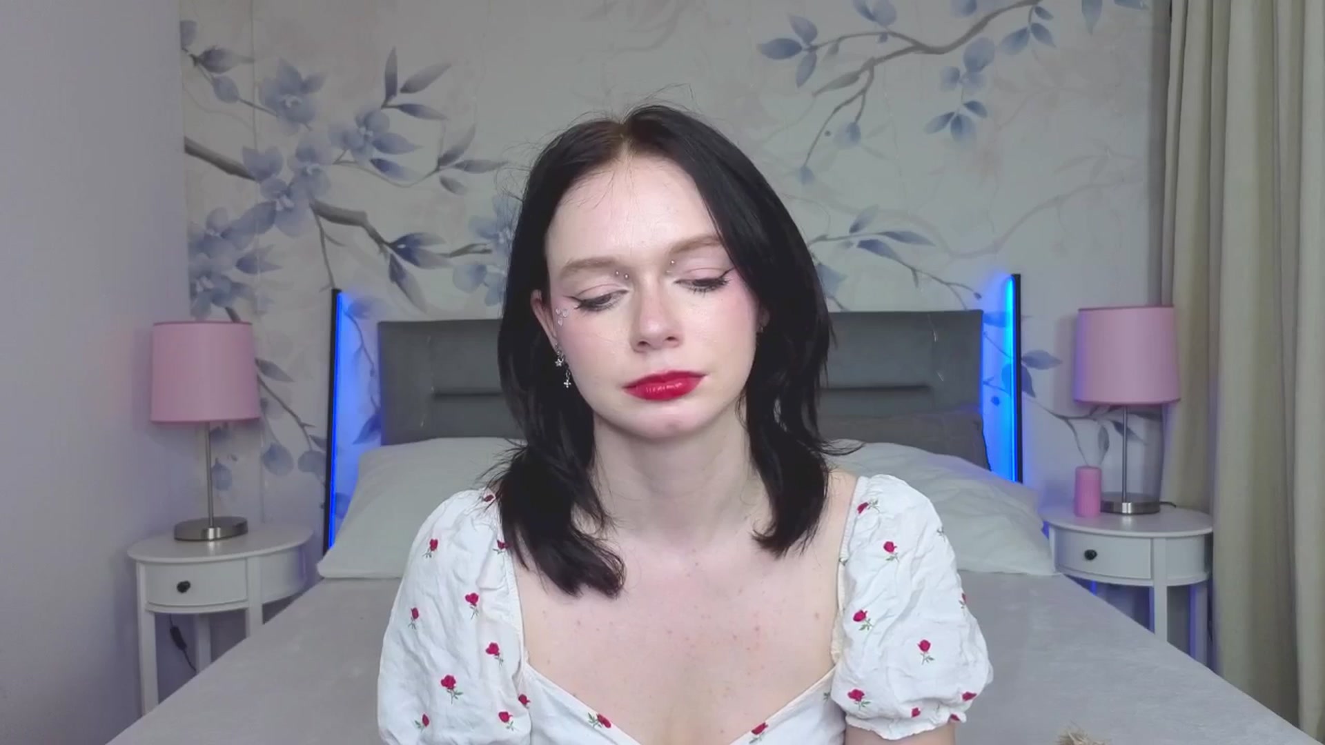 Gallery image thumbnail from Bucks_bunny's myfreecams stream on, 04/13/2026, 22:25 image 3 of 20