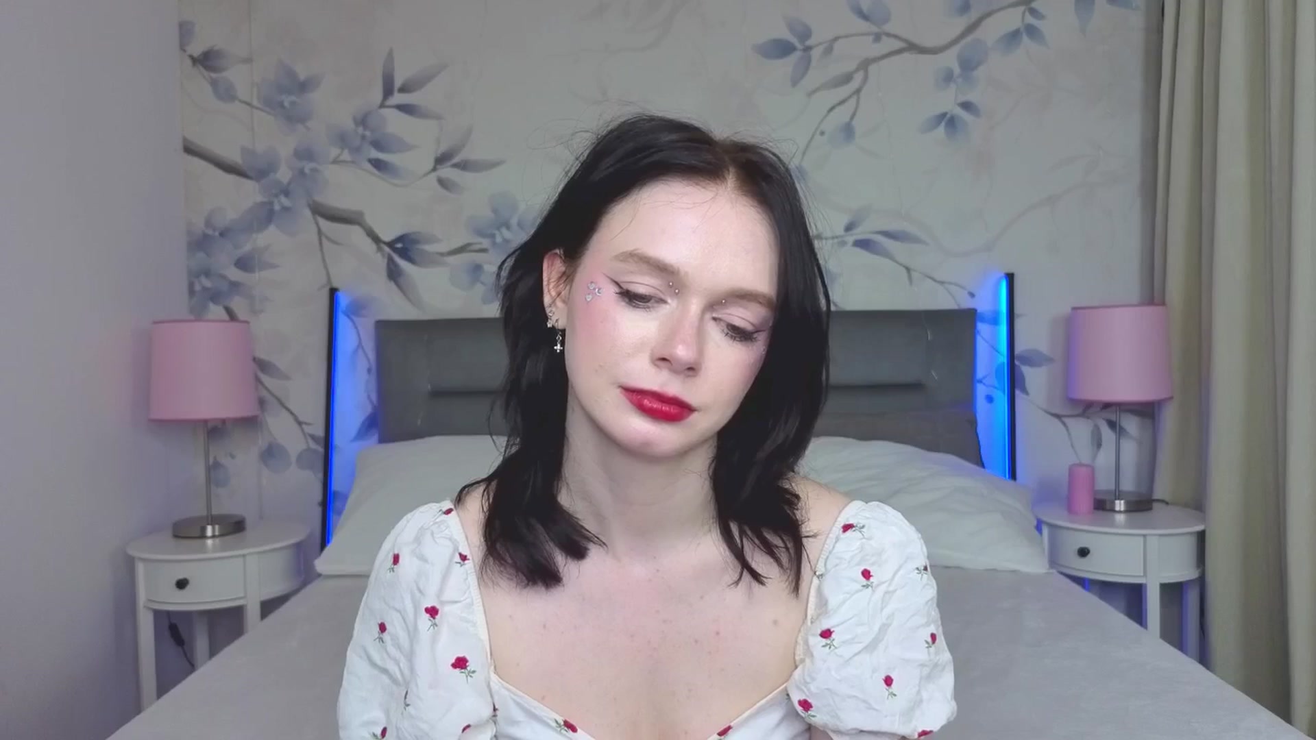 Gallery image thumbnail from Bucks_bunny's myfreecams stream on, 04/13/2026, 22:25 image 16 of 20