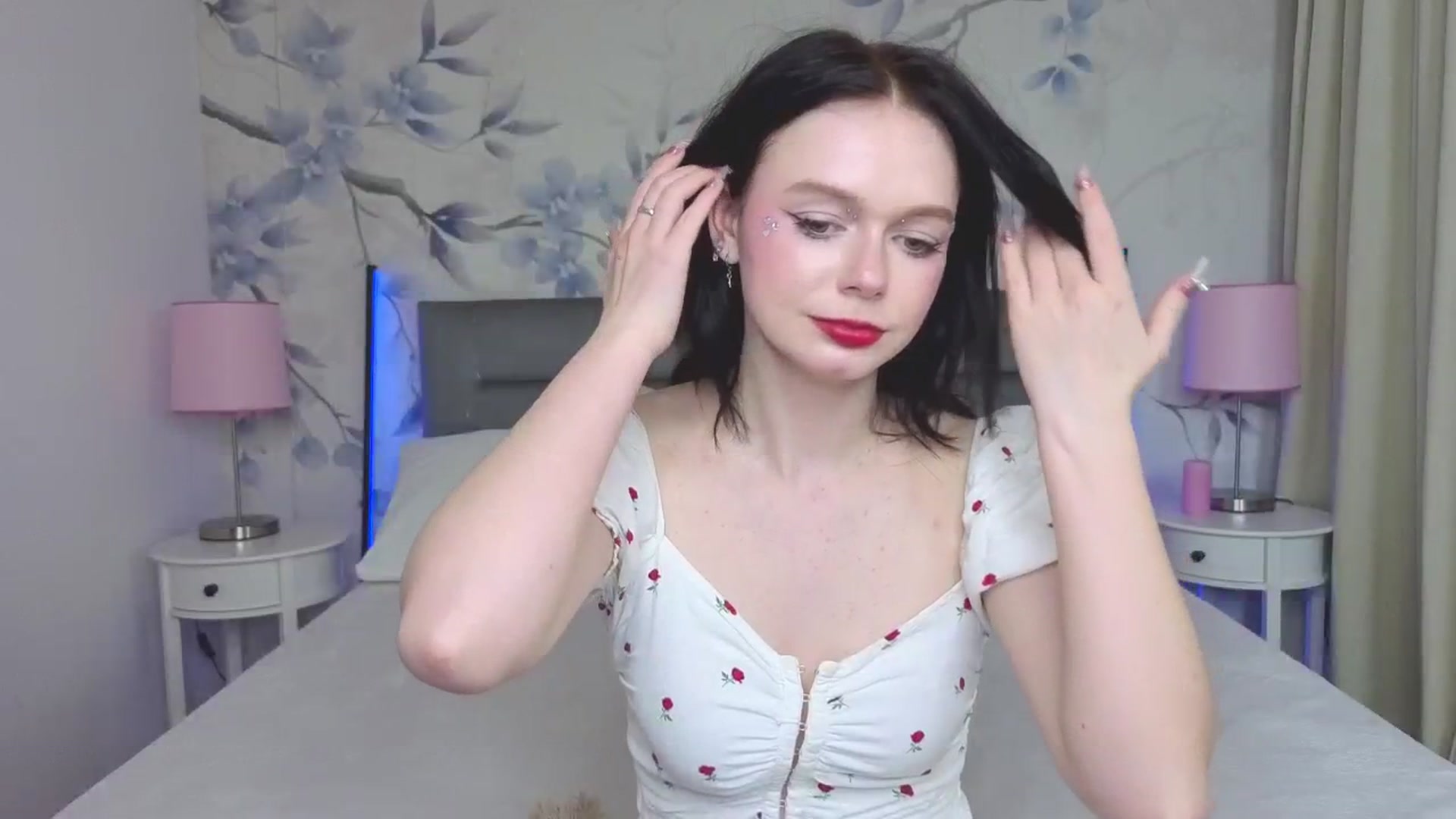 Gallery image thumbnail from Bucks_bunny's myfreecams stream on, 04/13/2026, 23:26 image 7 of 20