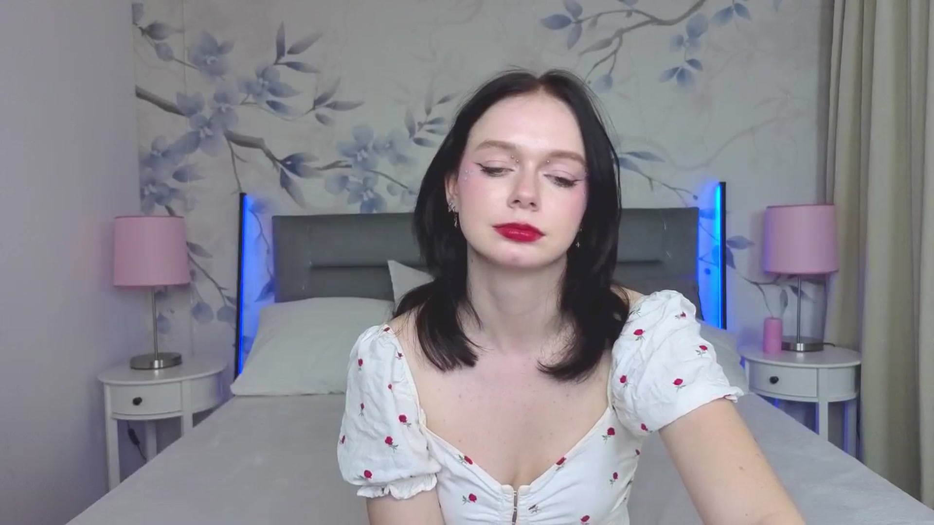 Gallery image thumbnail from Bucks_bunny's myfreecams stream on, 04/13/2026, 23:43 image 16 of 20
