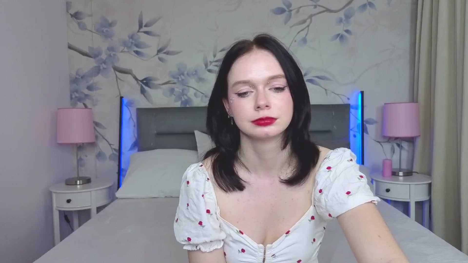 Gallery image thumbnail from Bucks_bunny's myfreecams stream on, 04/13/2026, 23:43 image 18 of 20