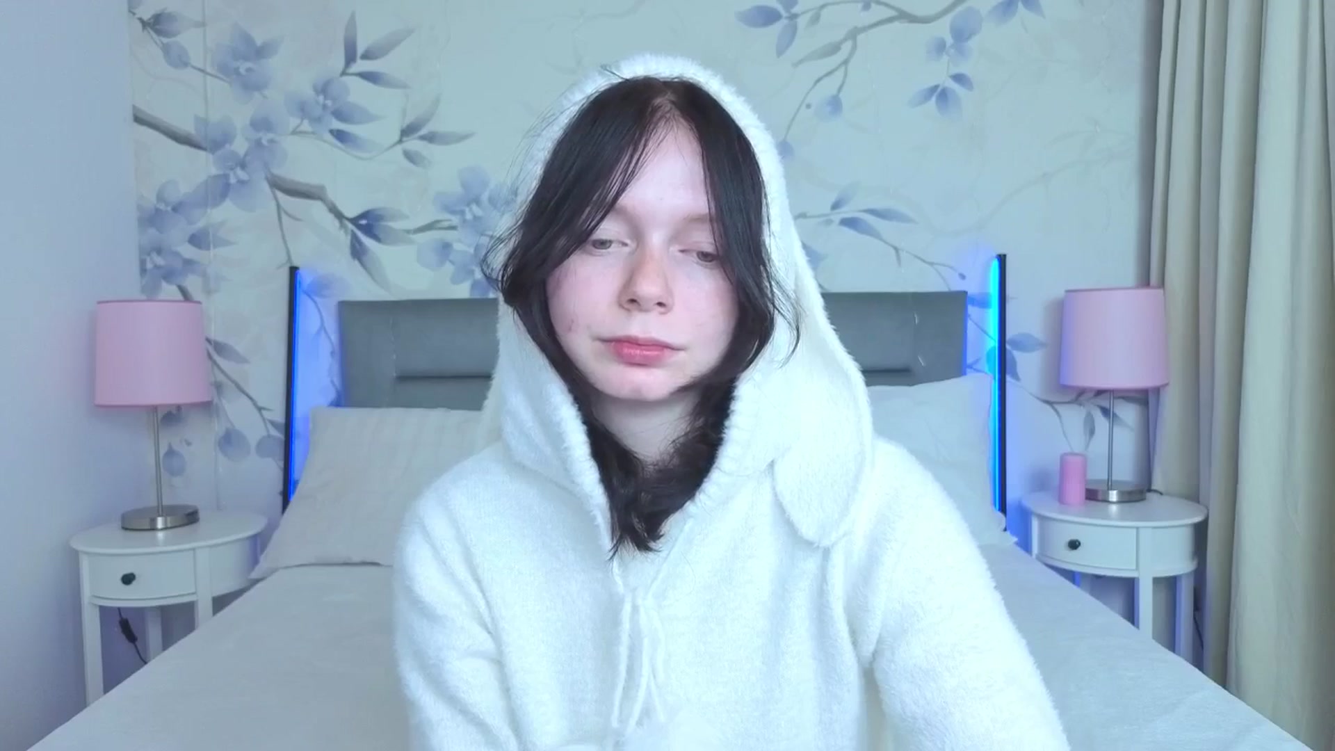 Gallery image thumbnail from Bucks_bunny's myfreecams stream on, 04/14/2026, 23:27 image 7 of 20