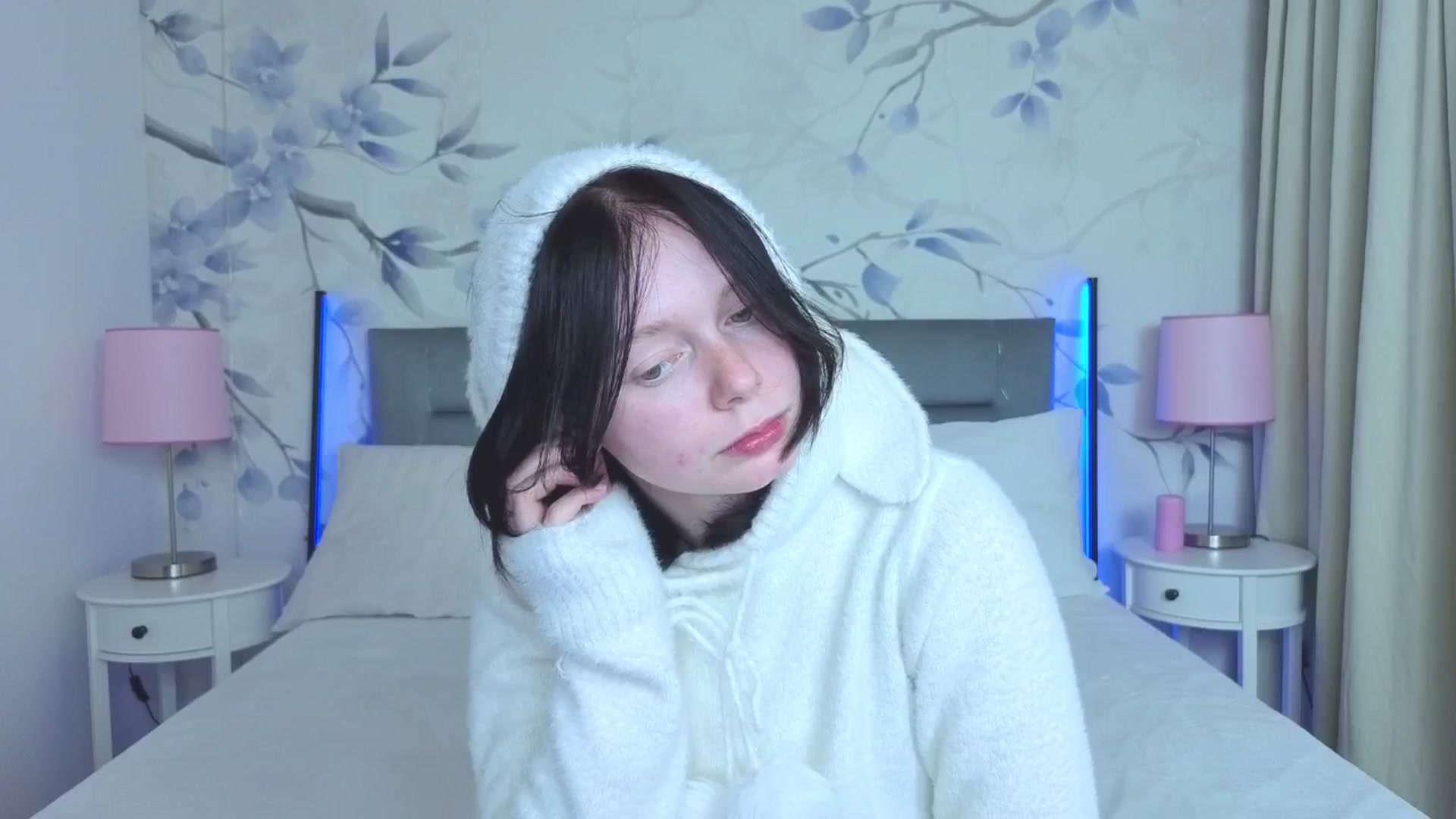 Gallery image thumbnail from Bucks_bunny's myfreecams stream on, 04/14/2026, 23:27 image 12 of 20