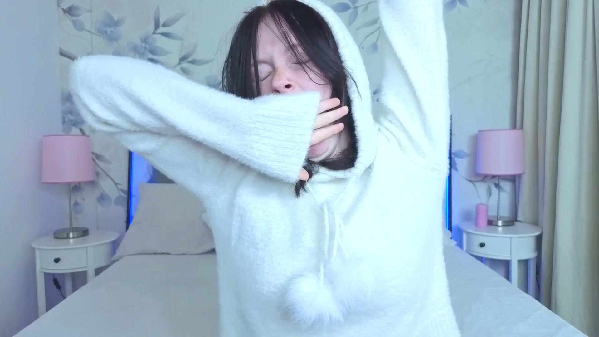 Gallery image thumbnail from Bucks_bunny's myfreecams stream on, 04/14/2026, 23:27 image 15 of 20