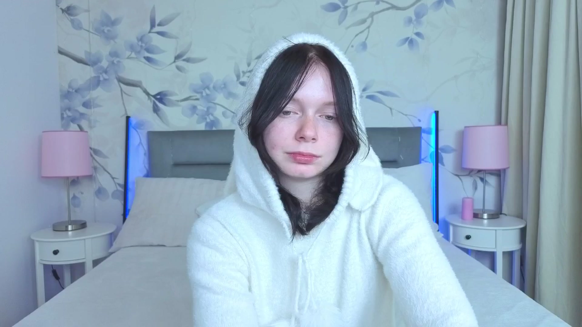 Gallery image thumbnail from Bucks_bunny's myfreecams stream on, 04/14/2026, 23:27 image 5 of 20