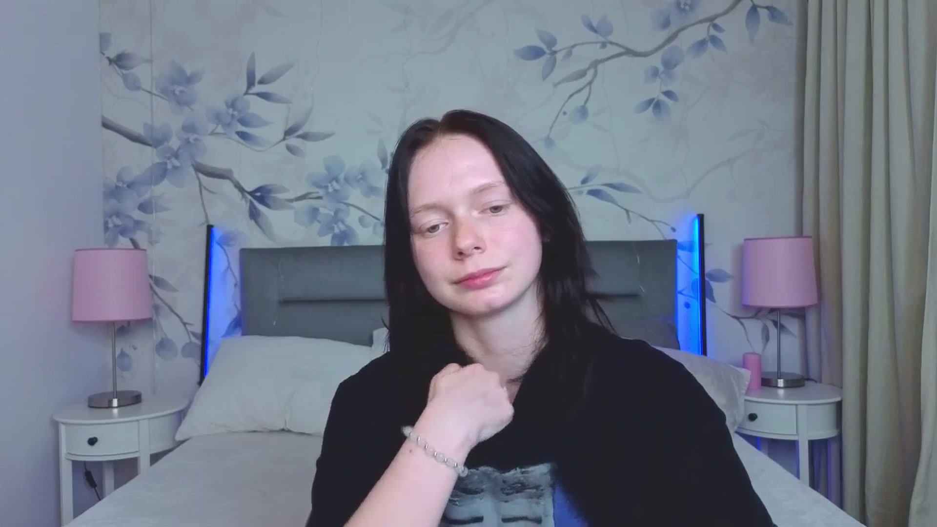 Gallery image thumbnail from Bucks_bunny's myfreecams stream on, 04/17/2026, 23:08 image 16 of 20