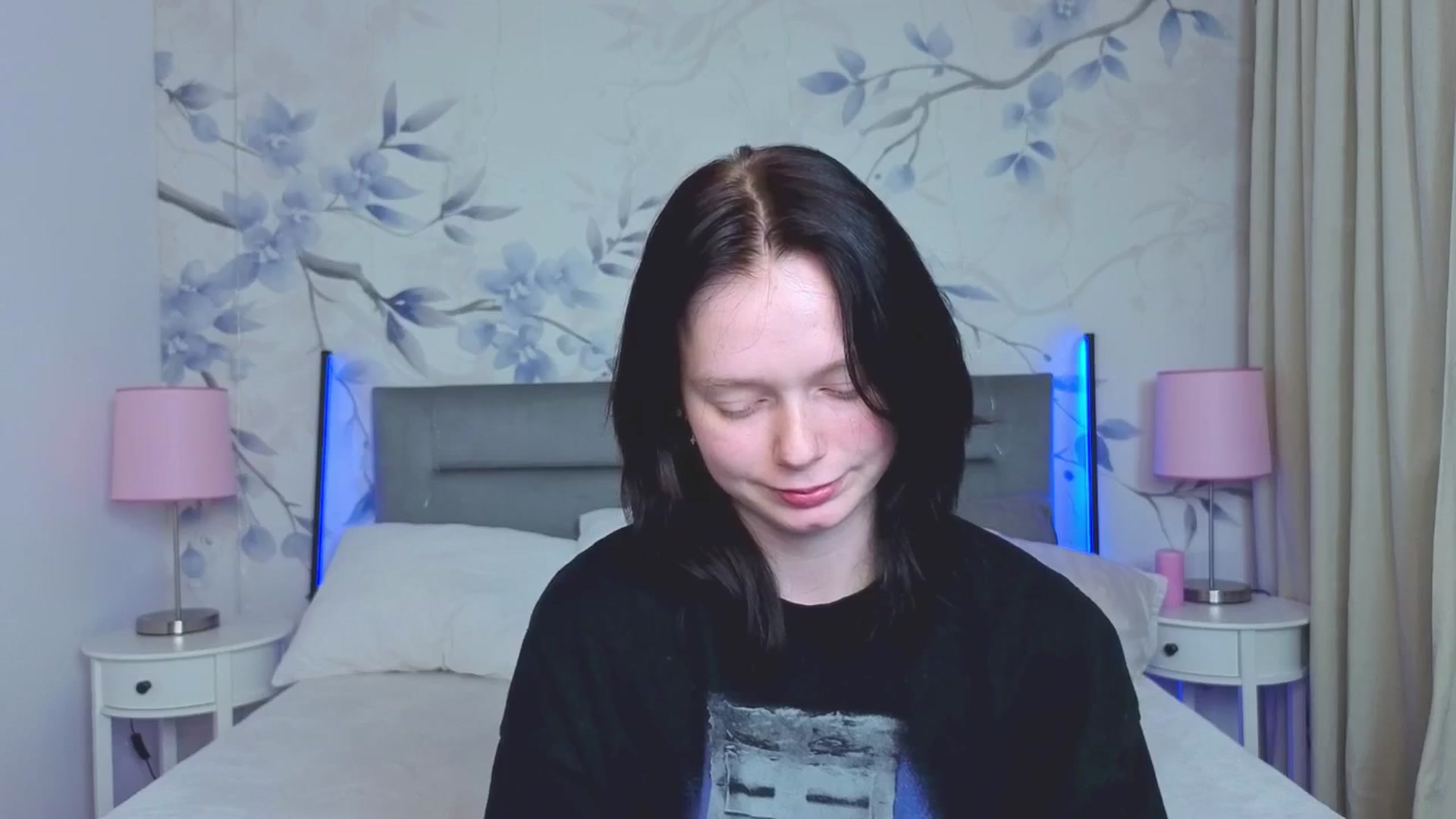 Gallery image thumbnail from Bucks_bunny's myfreecams stream on, 04/17/2026, 23:08 image 2 of 20
