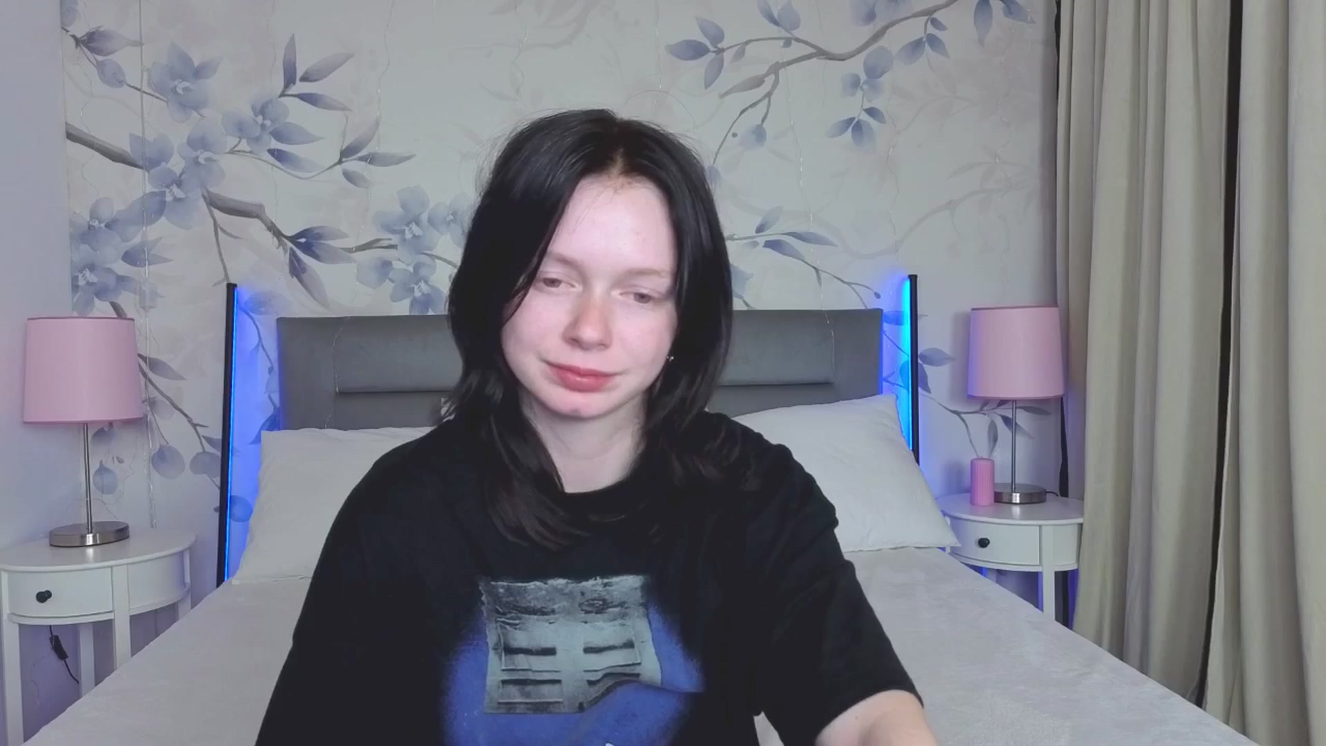 Gallery image thumbnail from Bucks_bunny's myfreecams stream on, 04/19/2026, 23:54 image 11 of 20