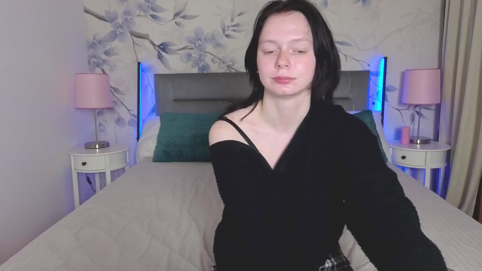 Gallery image thumbnail from Bucks_bunny's myfreecams stream on, 04/21/2026, 24:19 image 11 of 20