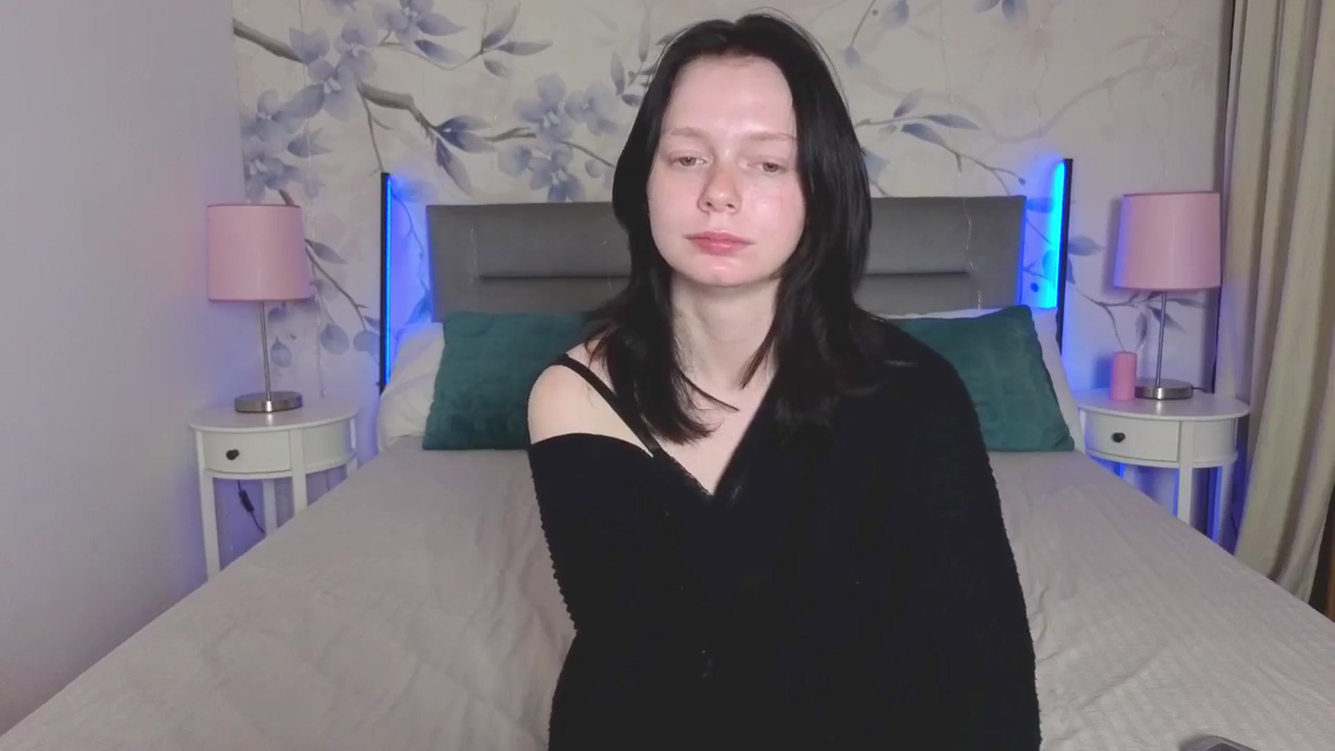 Gallery image thumbnail from Bucks_bunny's myfreecams stream on, 04/21/2026, 24:19 image 17 of 20