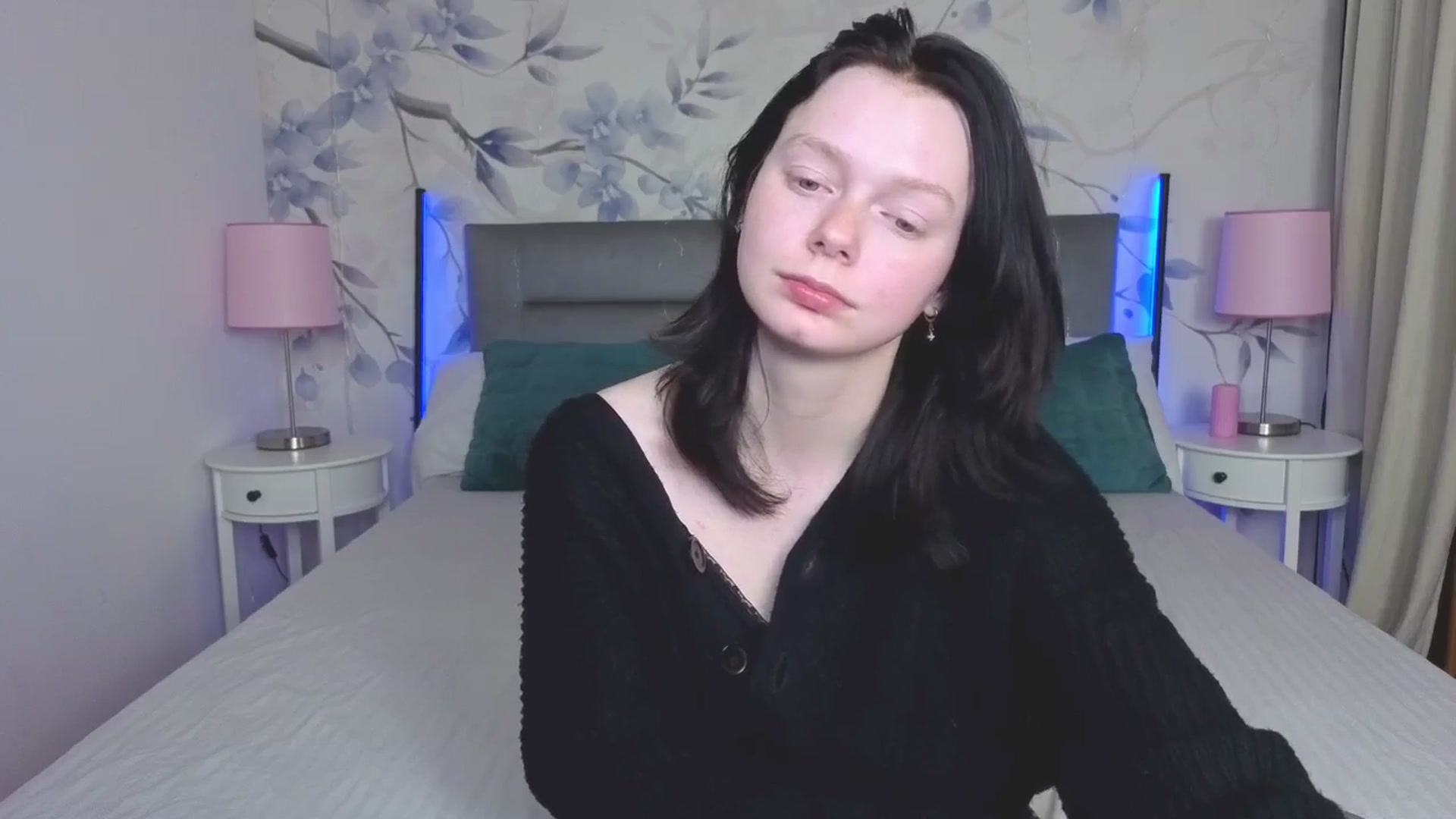 Gallery image thumbnail from Bucks_bunny's myfreecams stream on, 04/21/2026, 24:52 image 18 of 20