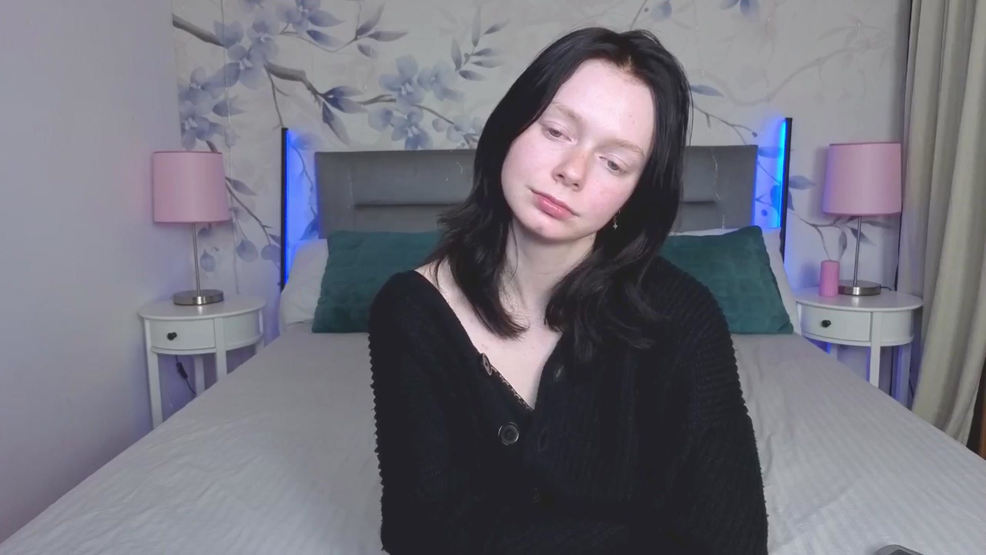 Gallery image thumbnail from Bucks_bunny's myfreecams stream on, 04/21/2026, 24:52 image 17 of 20