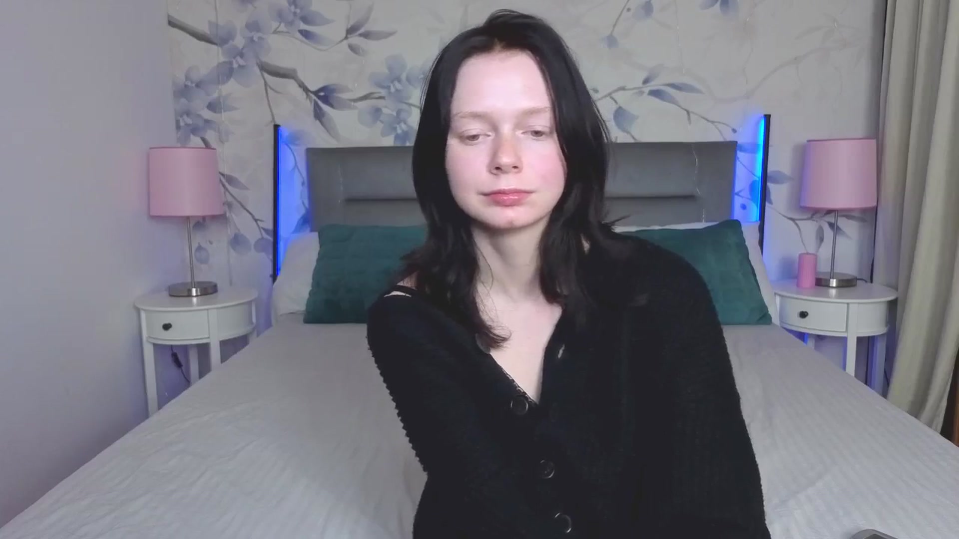 Gallery image thumbnail from Bucks_bunny's myfreecams stream on, 04/21/2026, 24:52 image 6 of 20