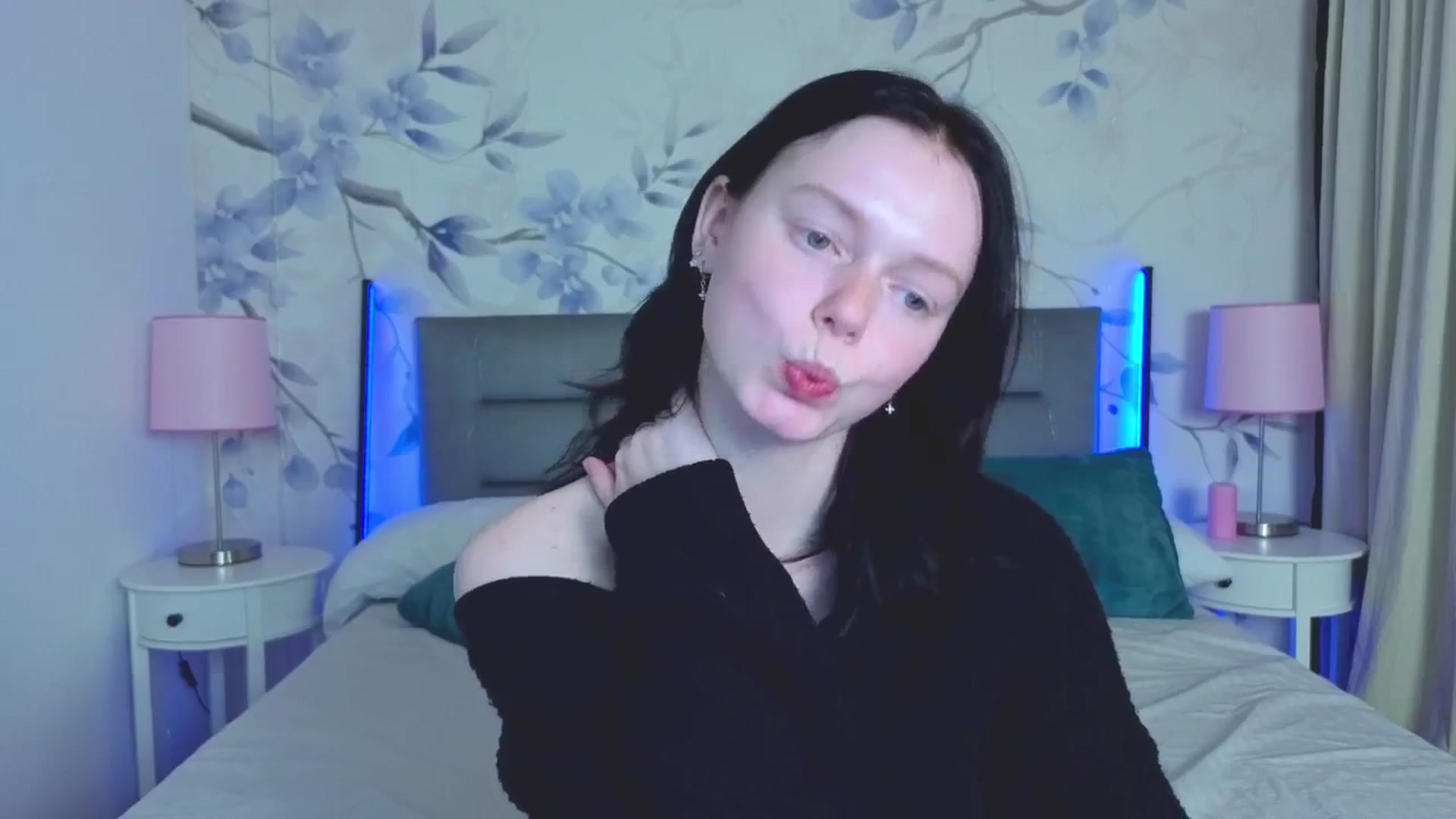 Gallery image thumbnail from Bucks_bunny's myfreecams stream on, 04/21/2026, 23:41 image 17 of 20
