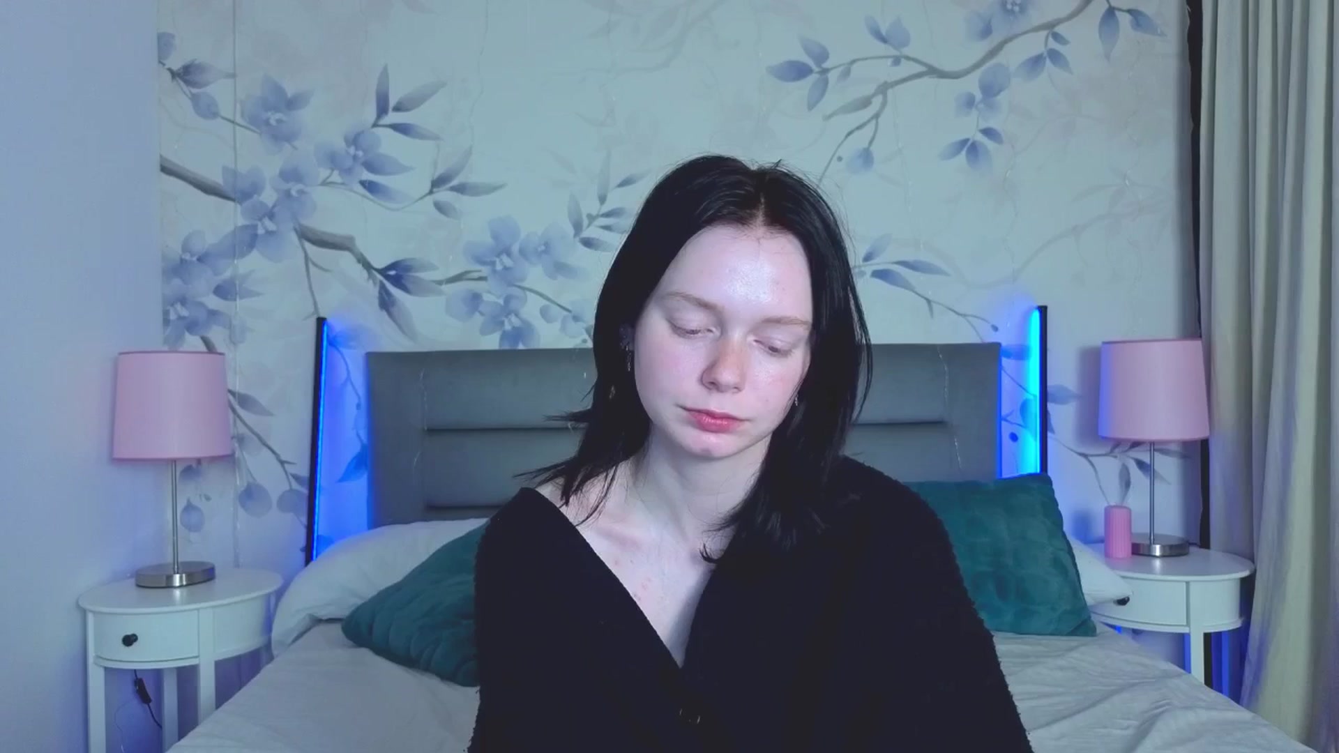 Gallery image thumbnail from Bucks_bunny's myfreecams stream on, 04/22/2026, 24:32 image 6 of 20