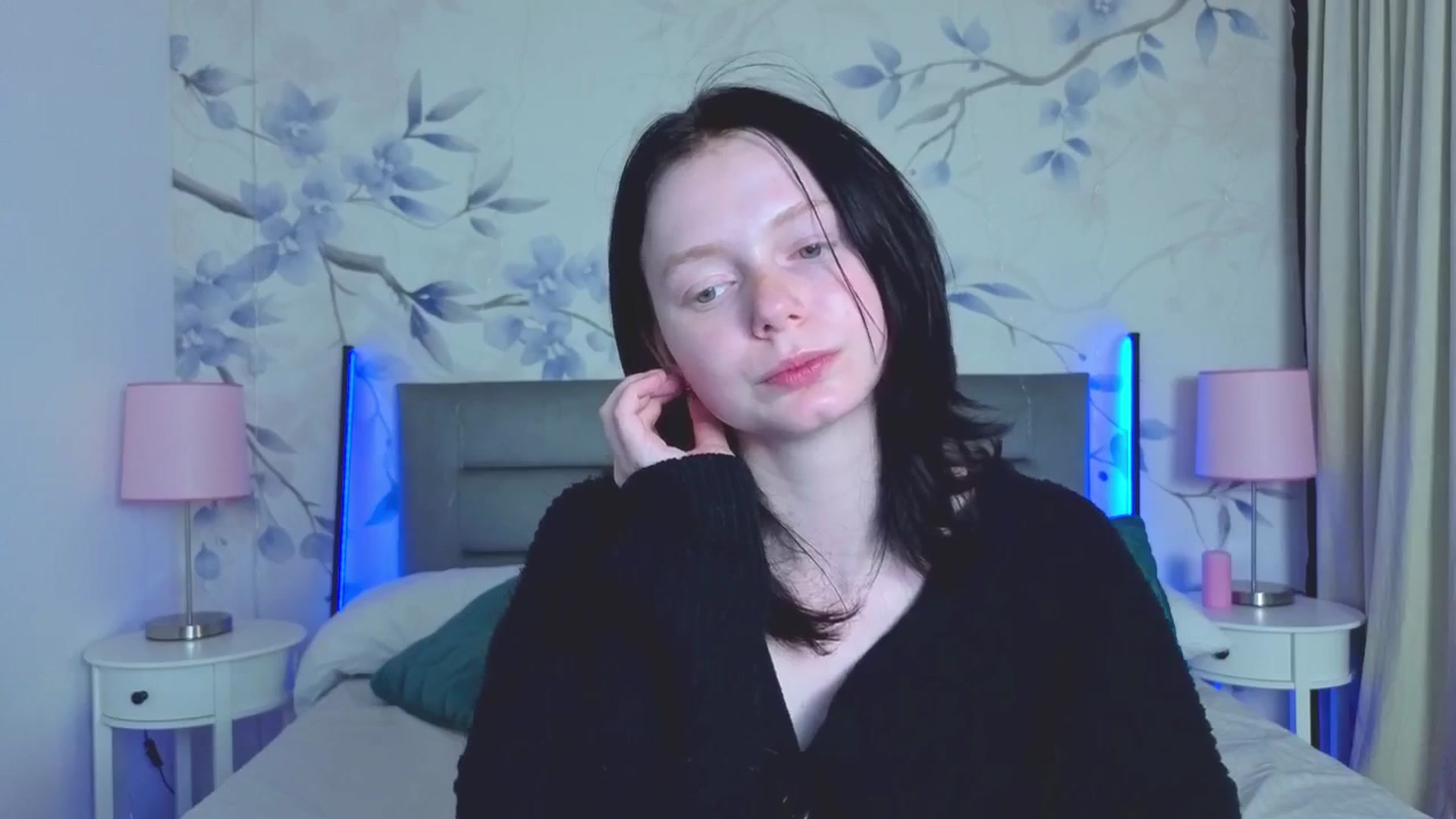 Gallery image thumbnail from Bucks_bunny's myfreecams stream on, 04/22/2026, 24:32 image 18 of 20