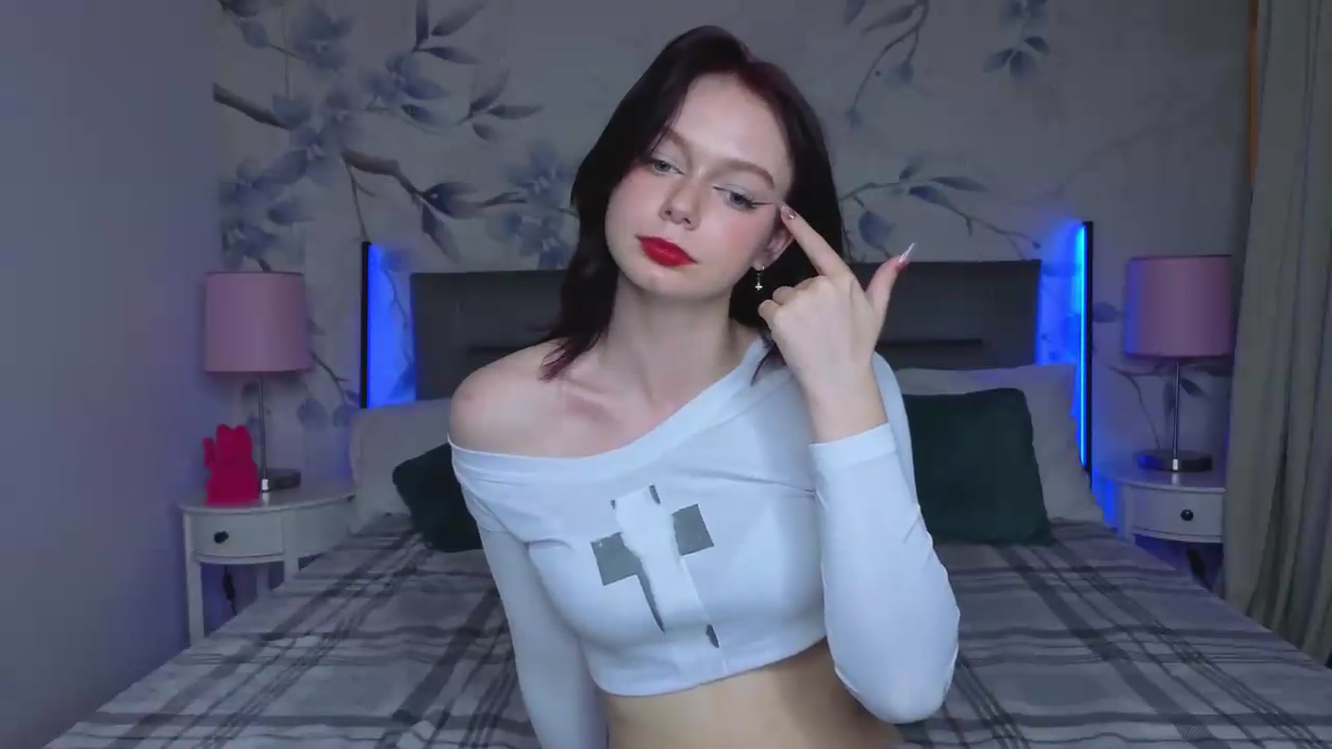 Gallery image thumbnail from Bucks_bunny's myfreecams stream on, 05/28/2026, 24:01 image 5 of 20