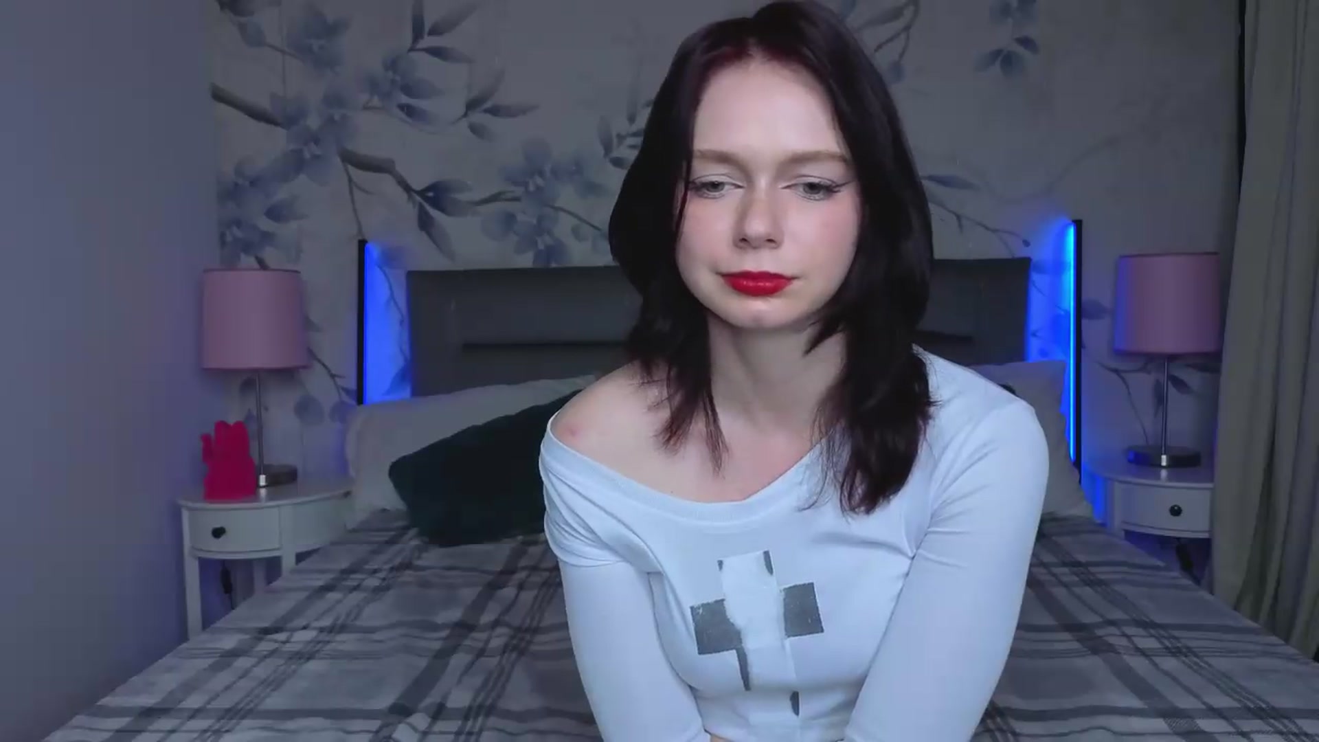 Gallery image thumbnail from Bucks_bunny's myfreecams stream on, 05/28/2026, 24:01 image 11 of 20