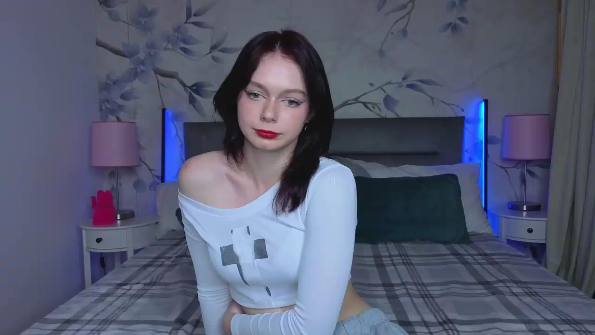 Gallery image thumbnail from Bucks_bunny's myfreecams stream on, 05/28/2026, 24:01 image 1 of 20