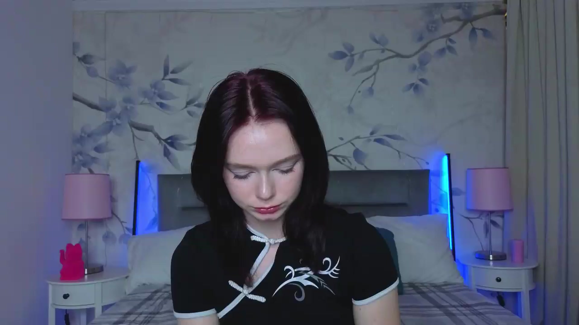Gallery image thumbnail from Bucks_bunny's myfreecams stream on, 05/28/2026, 23:29 image 10 of 20