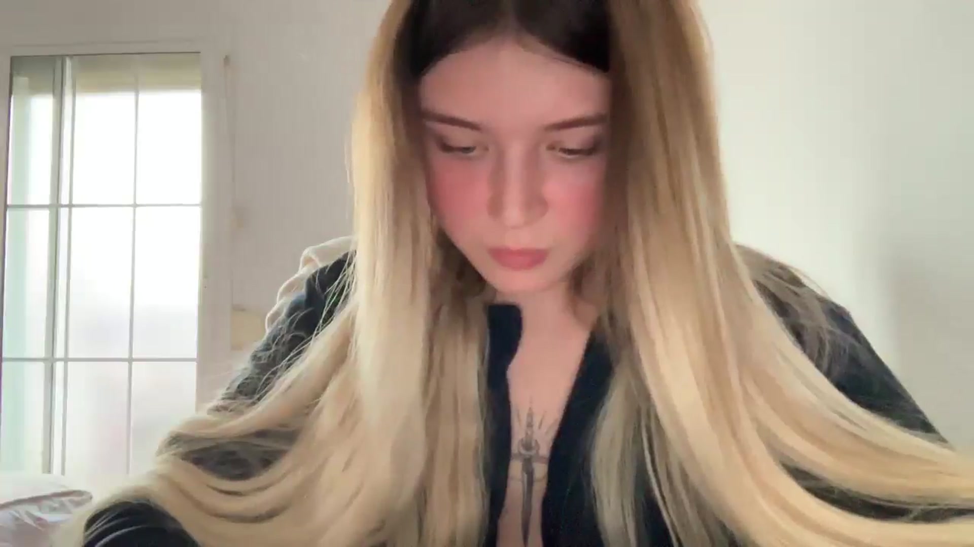 Gallery image thumbnail from BuckwheatLady's myfreecams stream on, 10/12/2025, 15:38 image 16 of 20