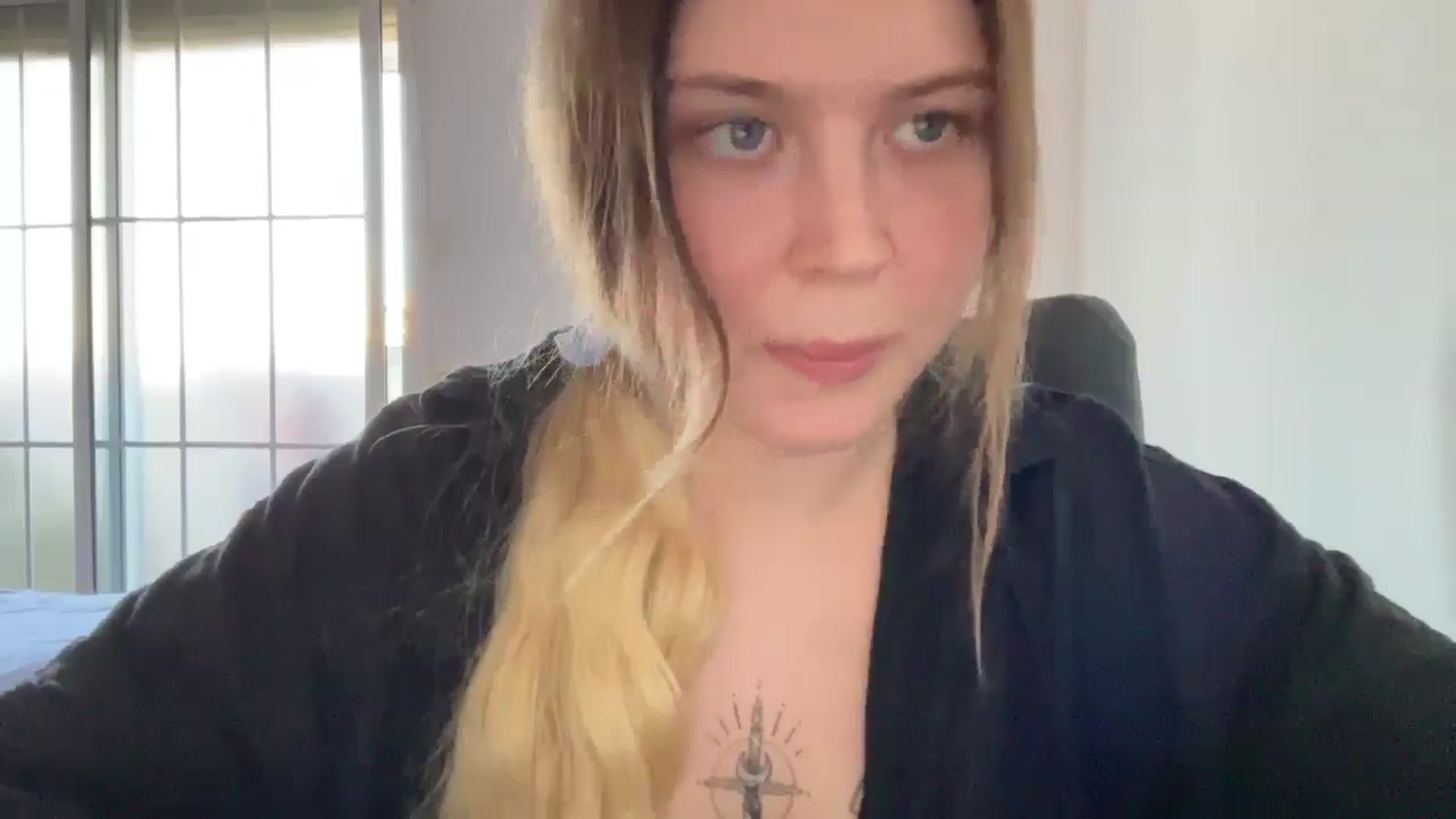 Gallery image thumbnail from BuckwheatLady's myfreecams stream on, 10/27/2025, 13:28 image 16 of 20