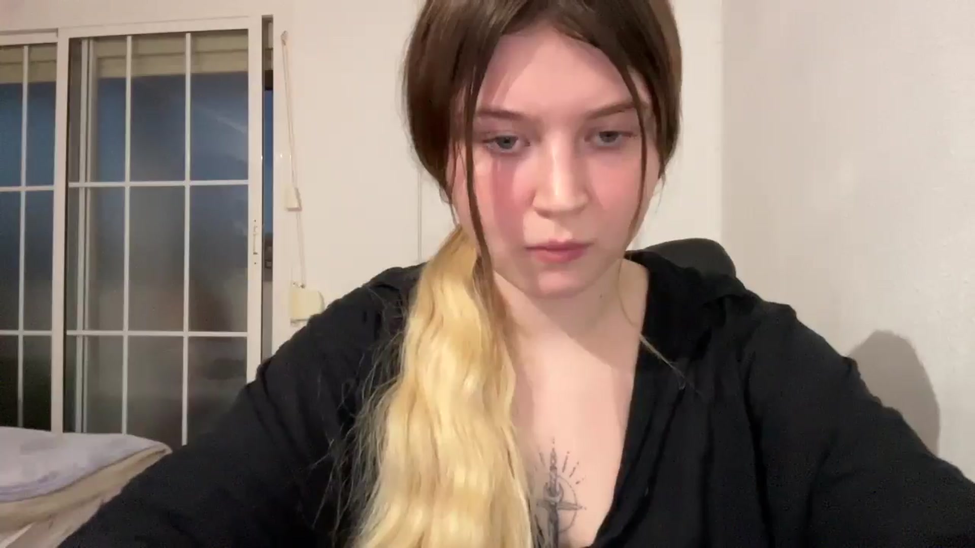Gallery image thumbnail from BuckwheatLady's myfreecams stream on, 10/27/2025, 17:50 image 12 of 20