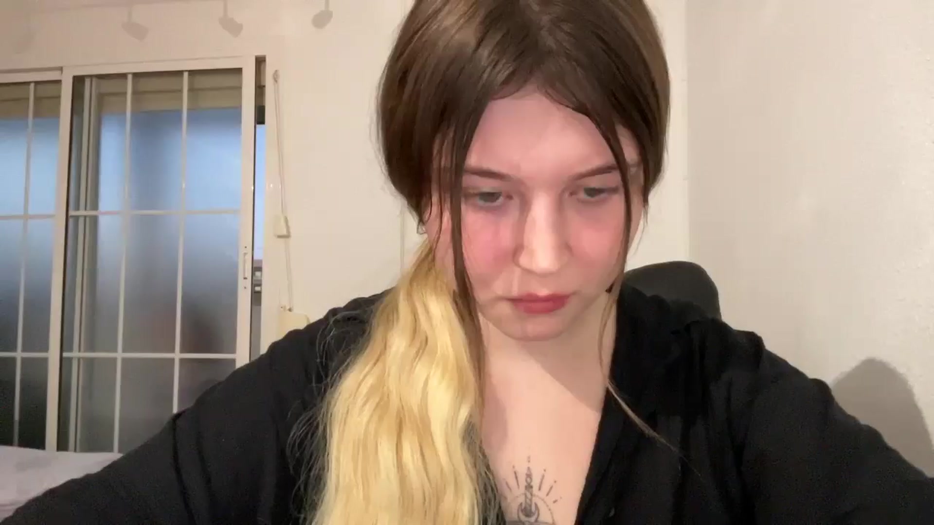 Gallery image thumbnail from BuckwheatLady's myfreecams stream on, 10/27/2025, 17:50 image 7 of 20