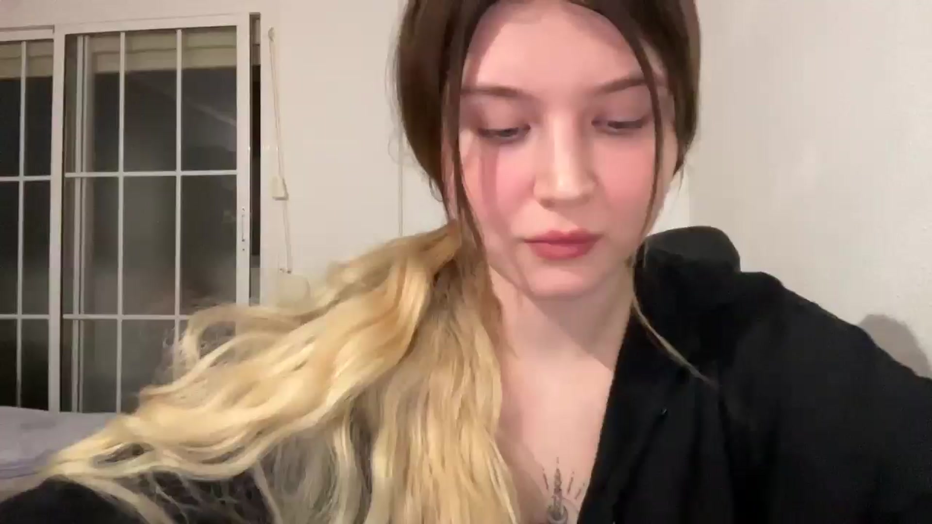Gallery image thumbnail from BuckwheatLady's myfreecams stream on, 10/27/2025, 17:50 image 19 of 20
