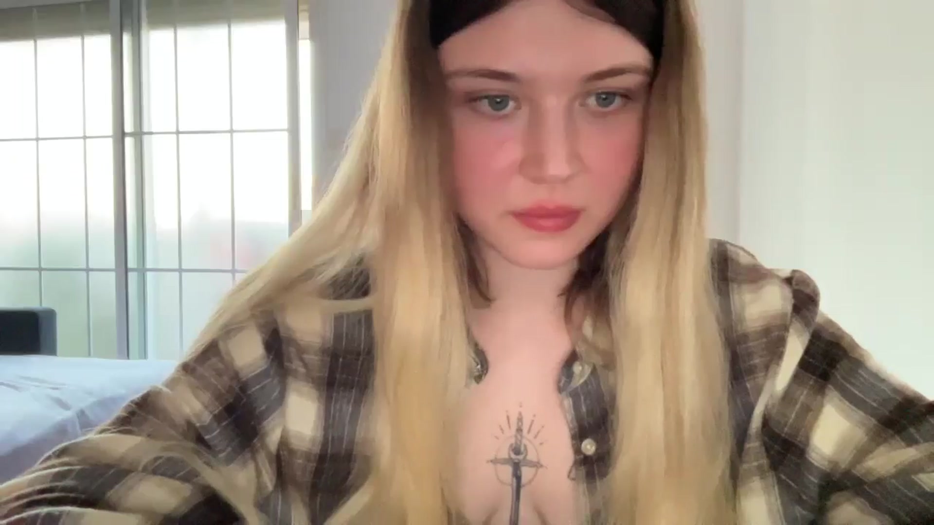 Gallery image thumbnail from BuckwheatLady's myfreecams stream on, 10/28/2025, 16:30 image 11 of 20