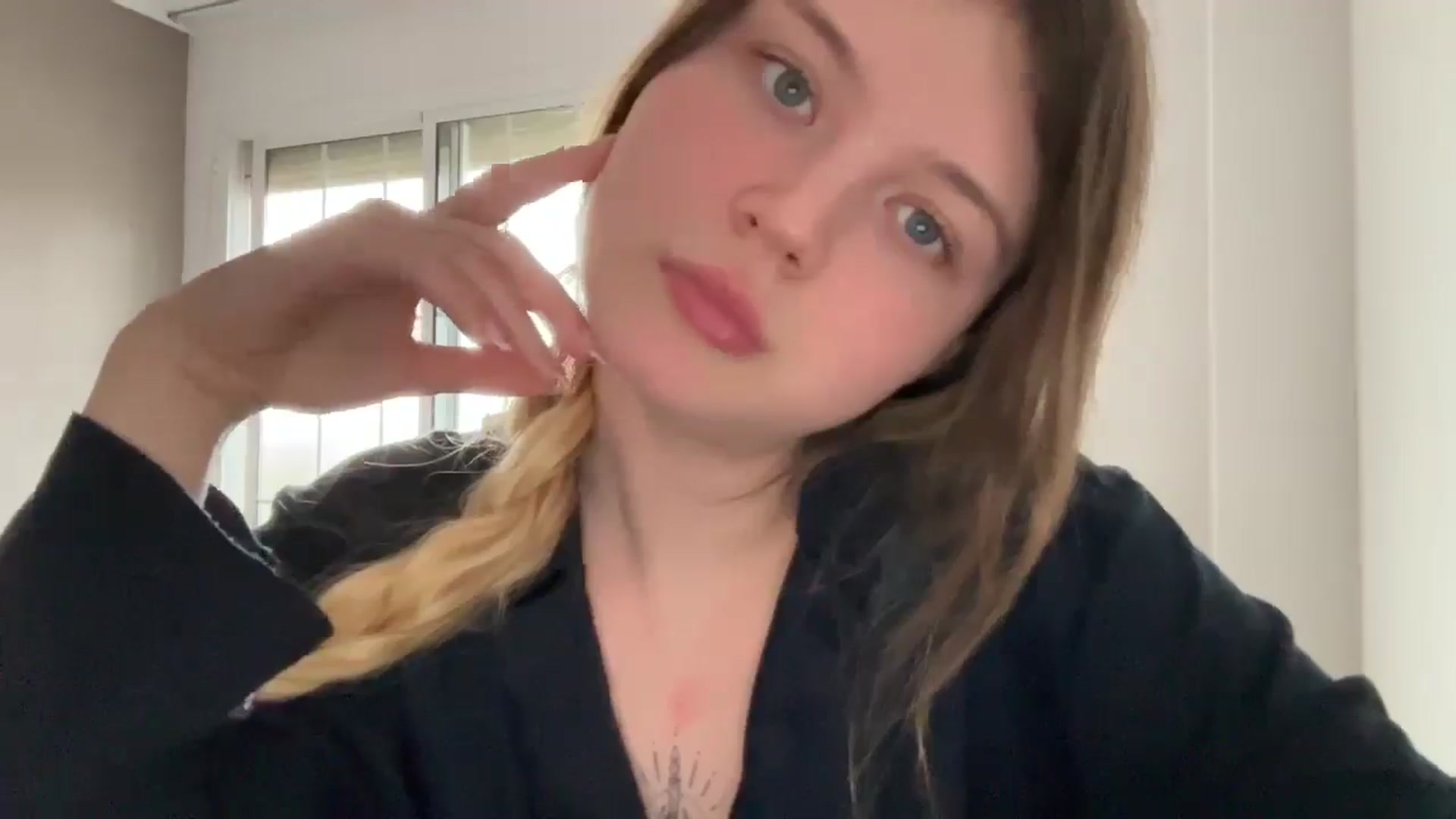 Gallery image thumbnail from BuckwheatLady's myfreecams stream on, 11/05/2025, 10:54 image 3 of 20