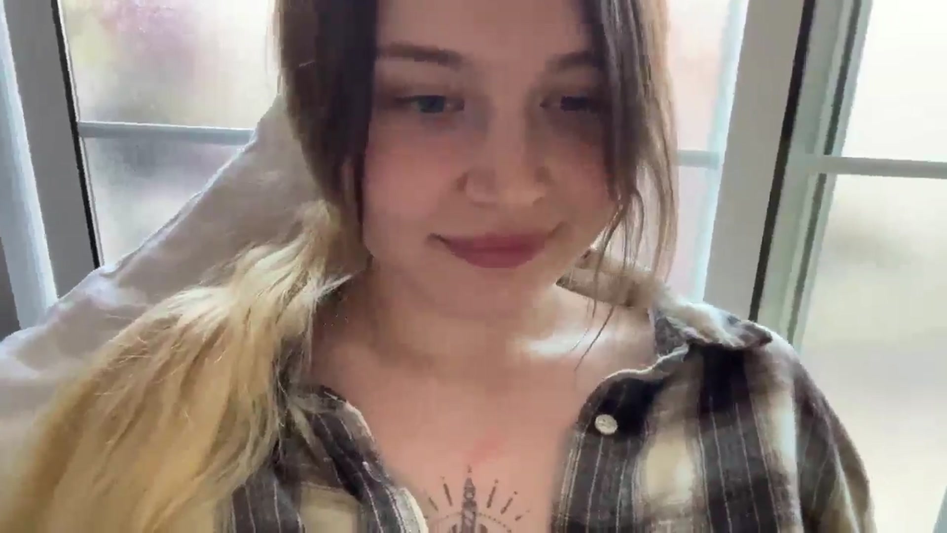 Gallery image thumbnail from BuckwheatLady's myfreecams stream on, 11/07/2025, 13:17 image 18 of 20