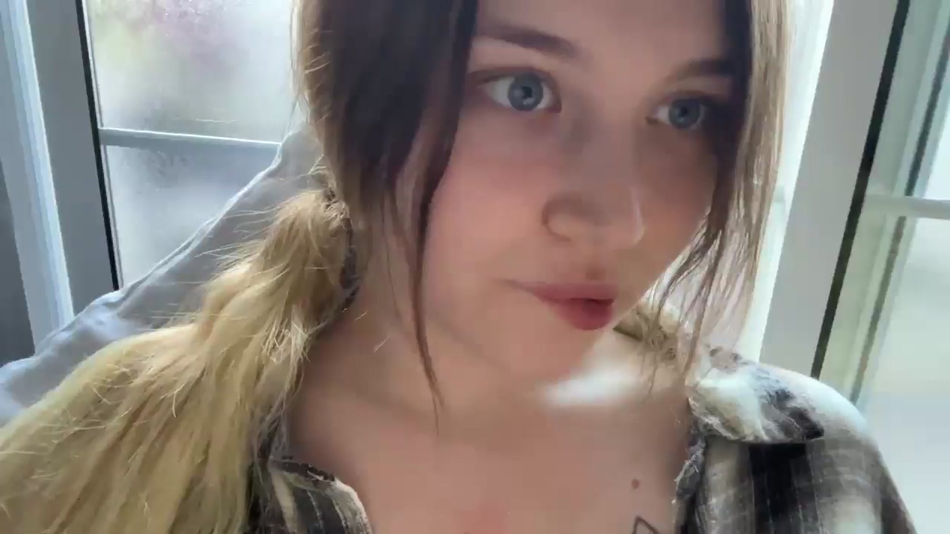 Gallery image thumbnail from BuckwheatLady's myfreecams stream on, 11/07/2025, 13:17 image 14 of 20