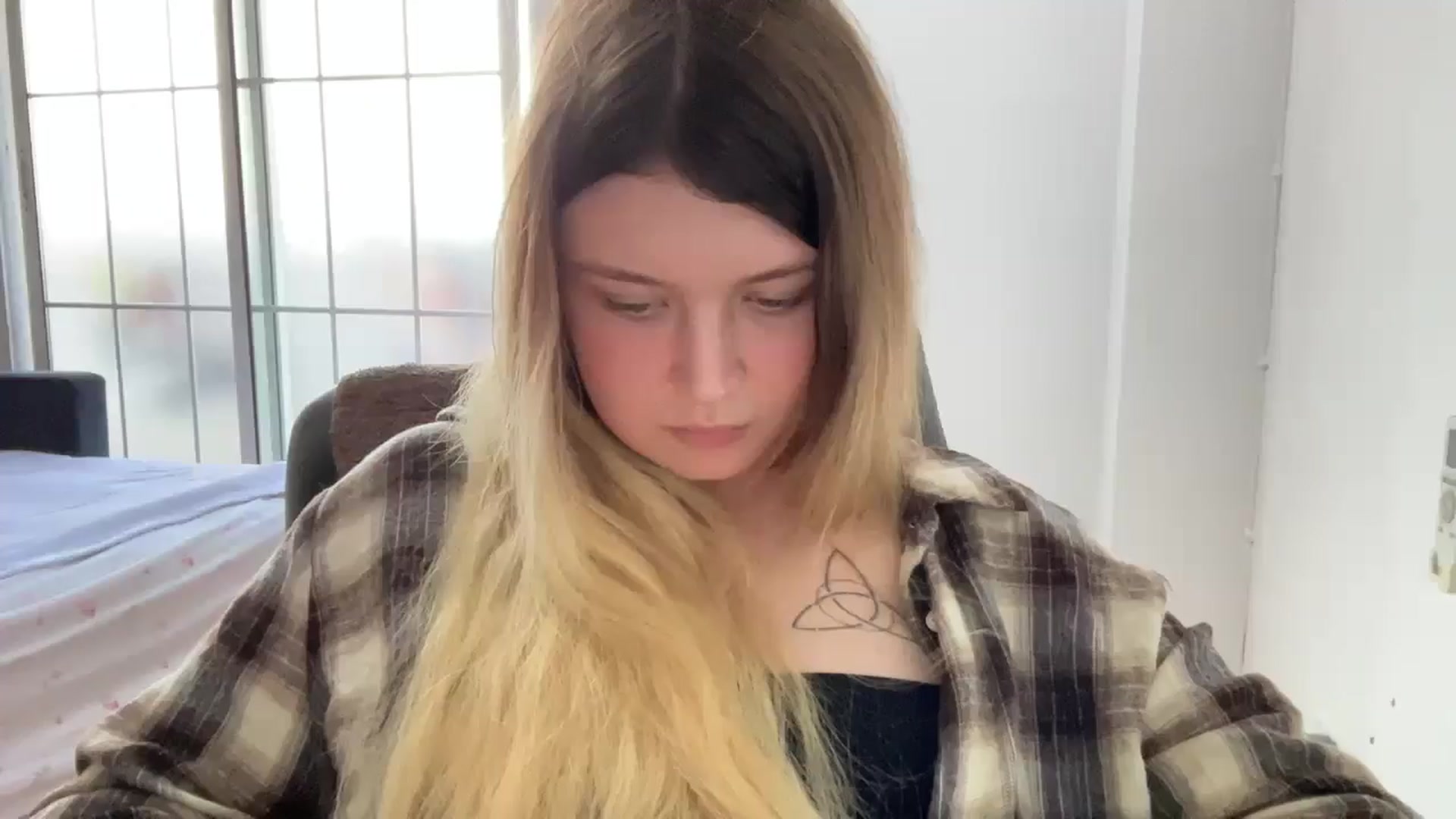 Gallery image thumbnail from BuckwheatLady's myfreecams stream on, 11/14/2025, 11:26 image 17 of 20