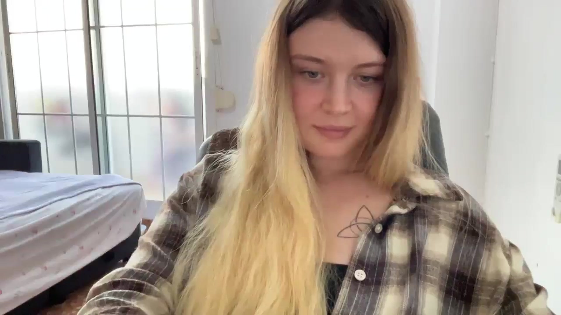 Gallery image thumbnail from BuckwheatLady's myfreecams stream on, 11/14/2025, 11:26 image 15 of 20
