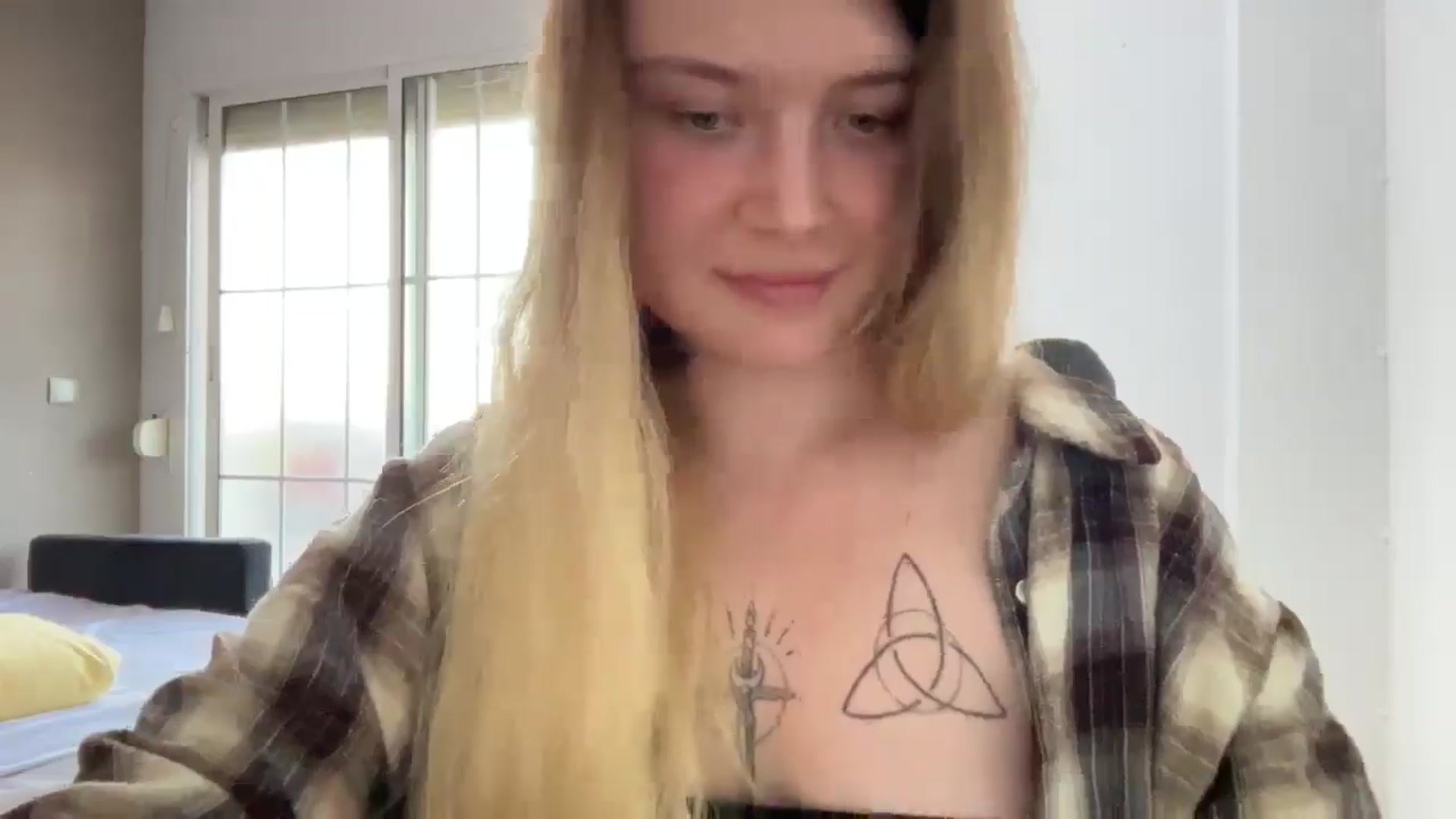 Gallery image thumbnail from BuckwheatLady's myfreecams stream on, 11/14/2025, 11:26 image 9 of 20