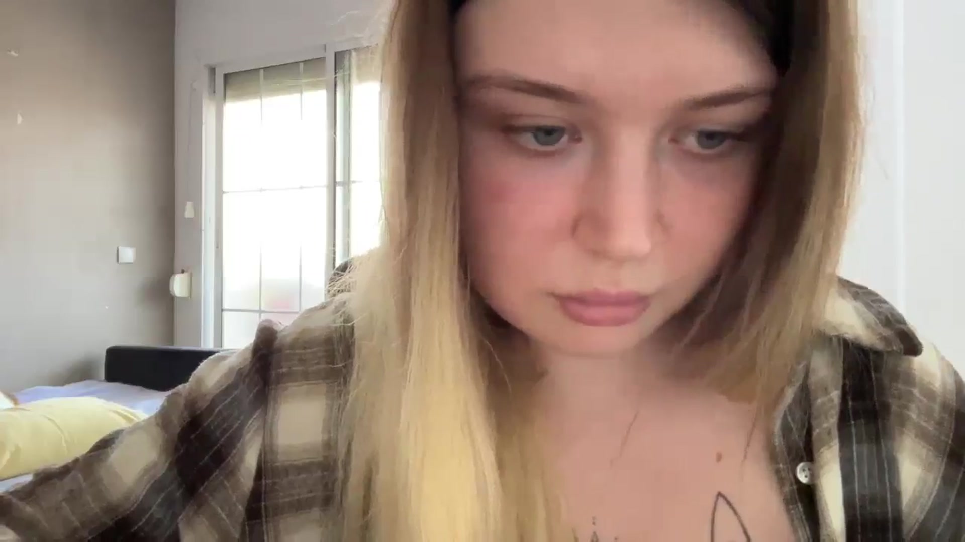 Gallery image thumbnail from BuckwheatLady's myfreecams stream on, 11/14/2025, 11:26 image 10 of 20