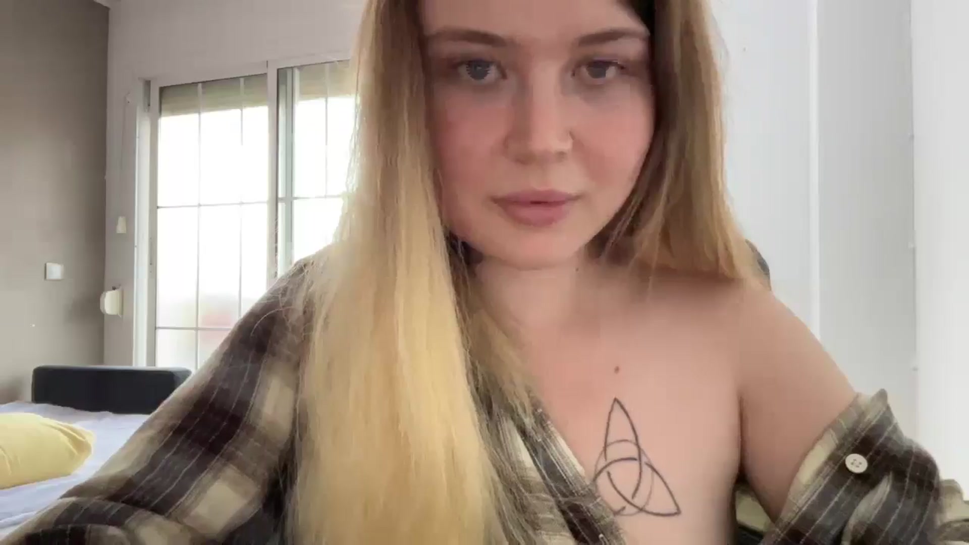 Gallery image thumbnail from BuckwheatLady's myfreecams stream on, 11/14/2025, 11:54 image 18 of 20