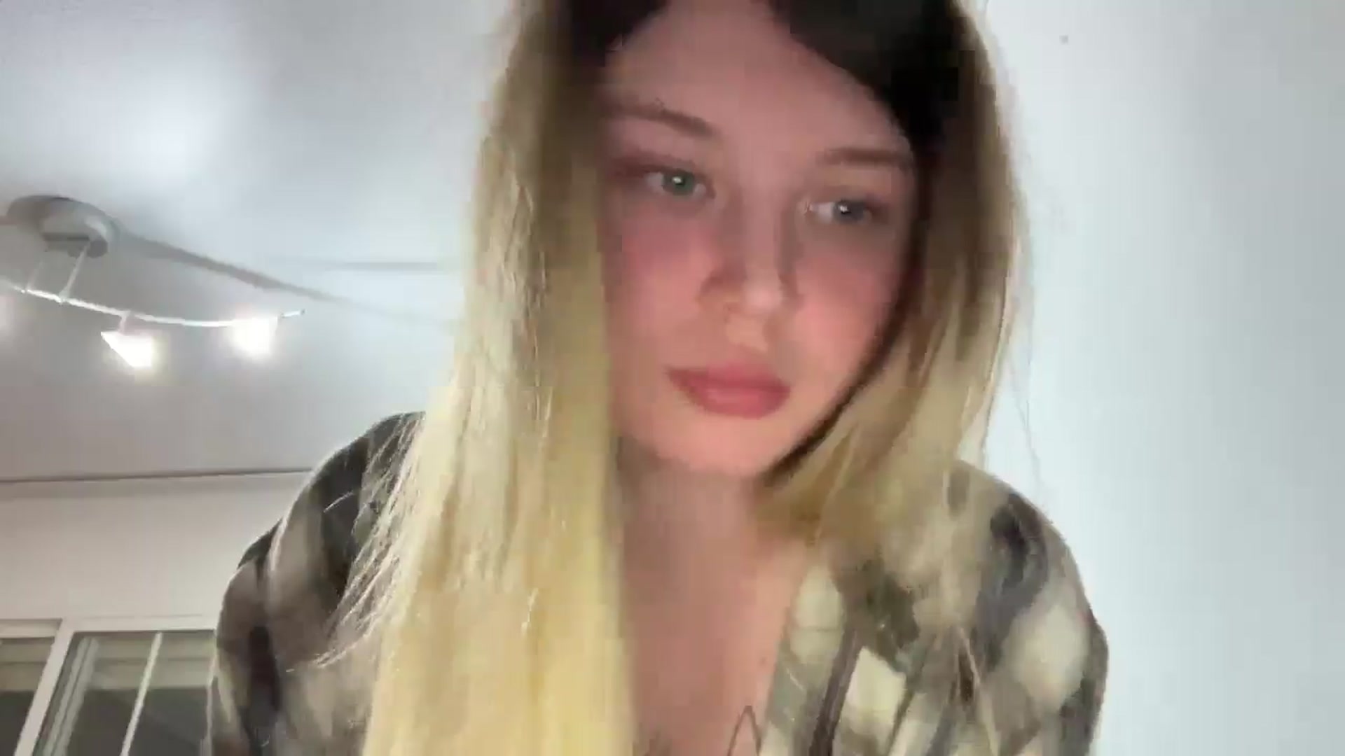 Gallery image thumbnail from BuckwheatLady's myfreecams stream on, 11/14/2025, 20:44 image 13 of 20