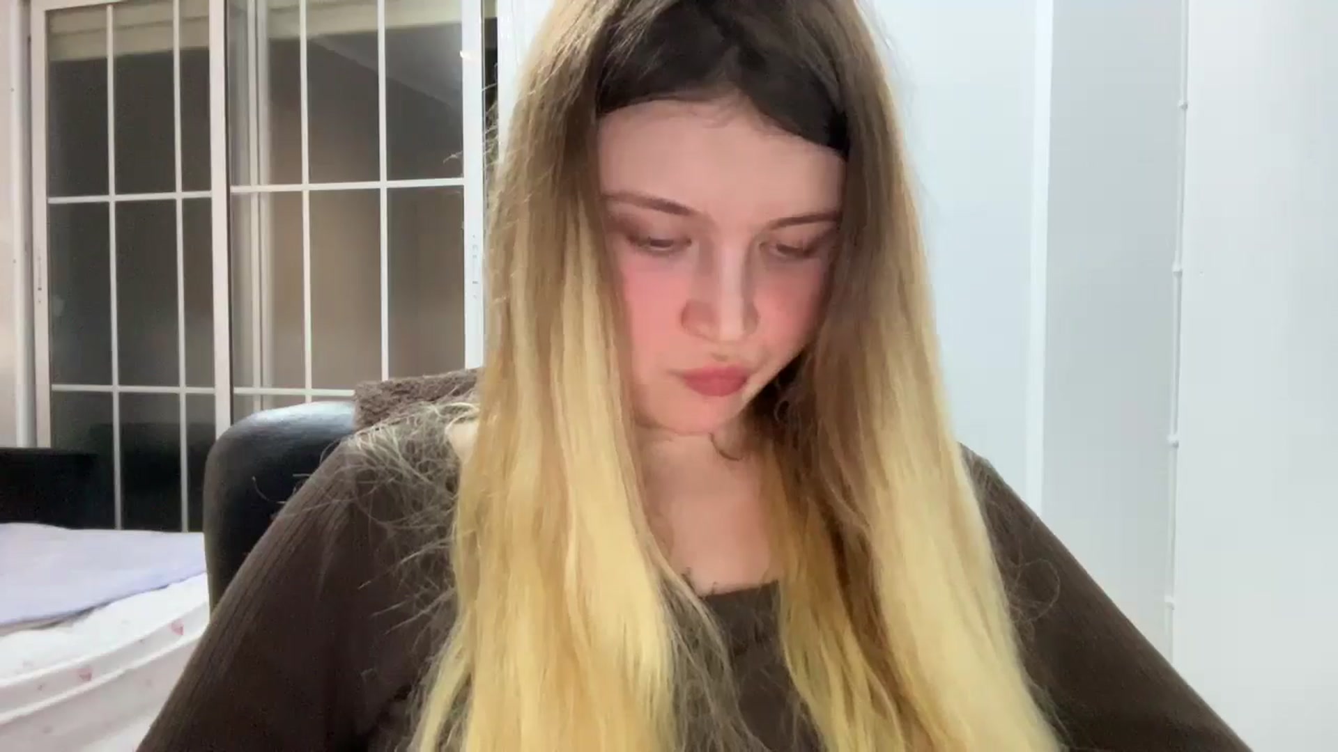 Gallery image thumbnail from BuckwheatLady's myfreecams stream on, 11/15/2025, 19:03 image 11 of 20