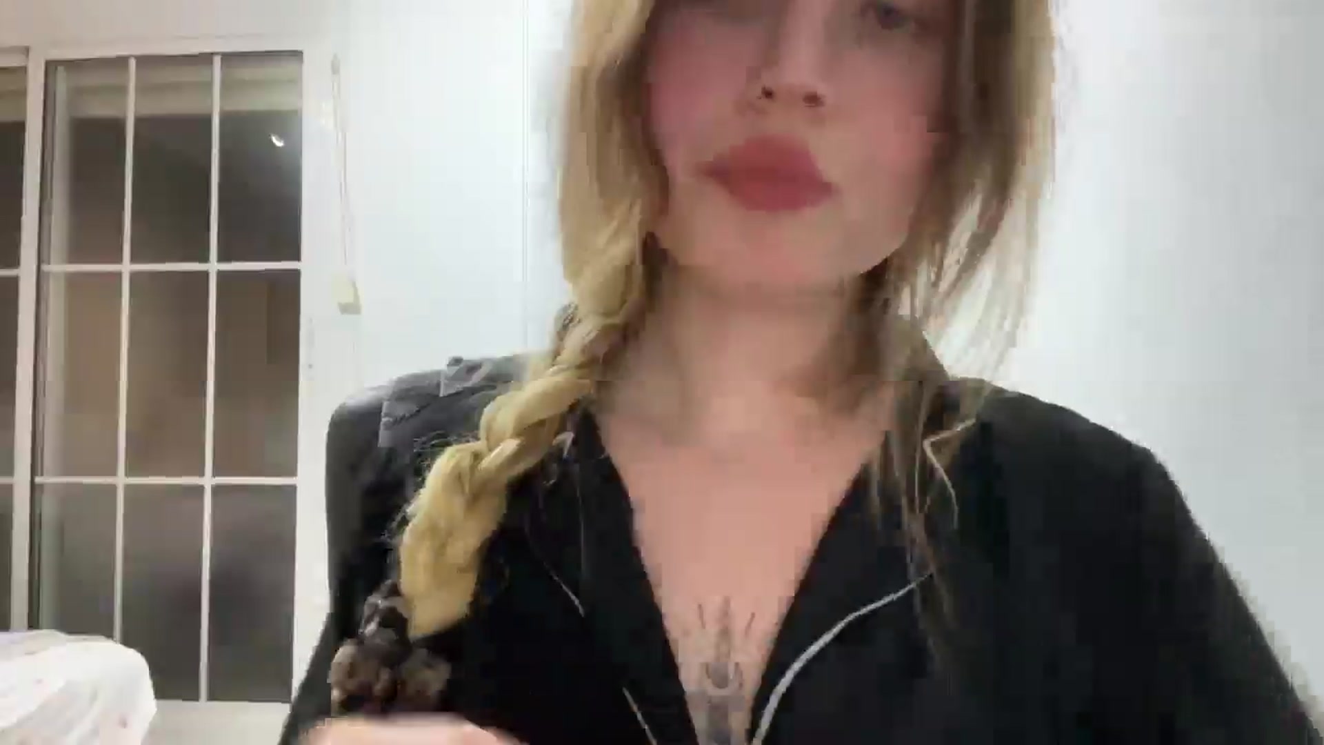 Gallery image thumbnail from BuckwheatLady's myfreecams stream on, 11/17/2025, 20:39 image 20 of 20