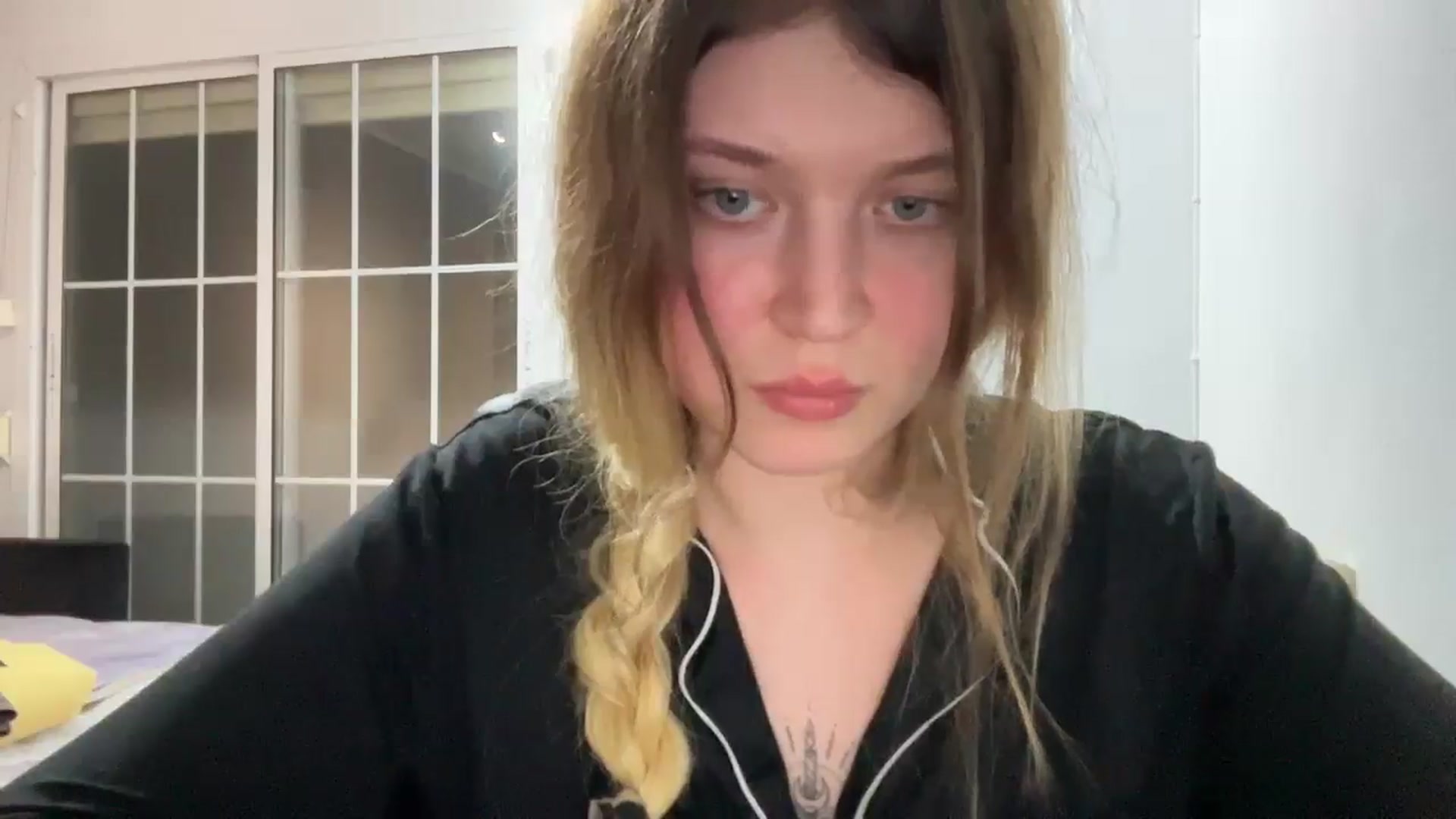 Gallery image thumbnail from BuckwheatLady's myfreecams stream on, 11/17/2025, 21:05 image 2 of 20