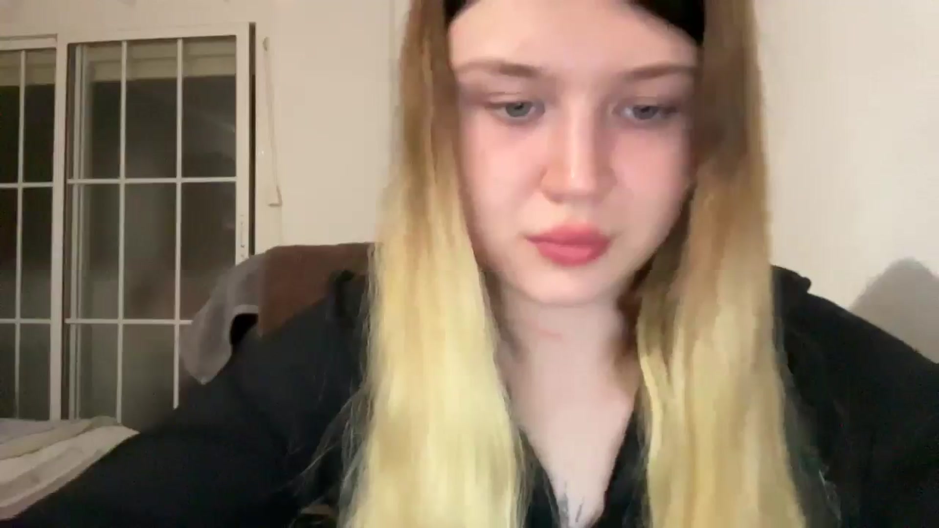 Gallery image thumbnail from BuckwheatLady's myfreecams stream on, 11/18/2025, 19:53 image 6 of 20