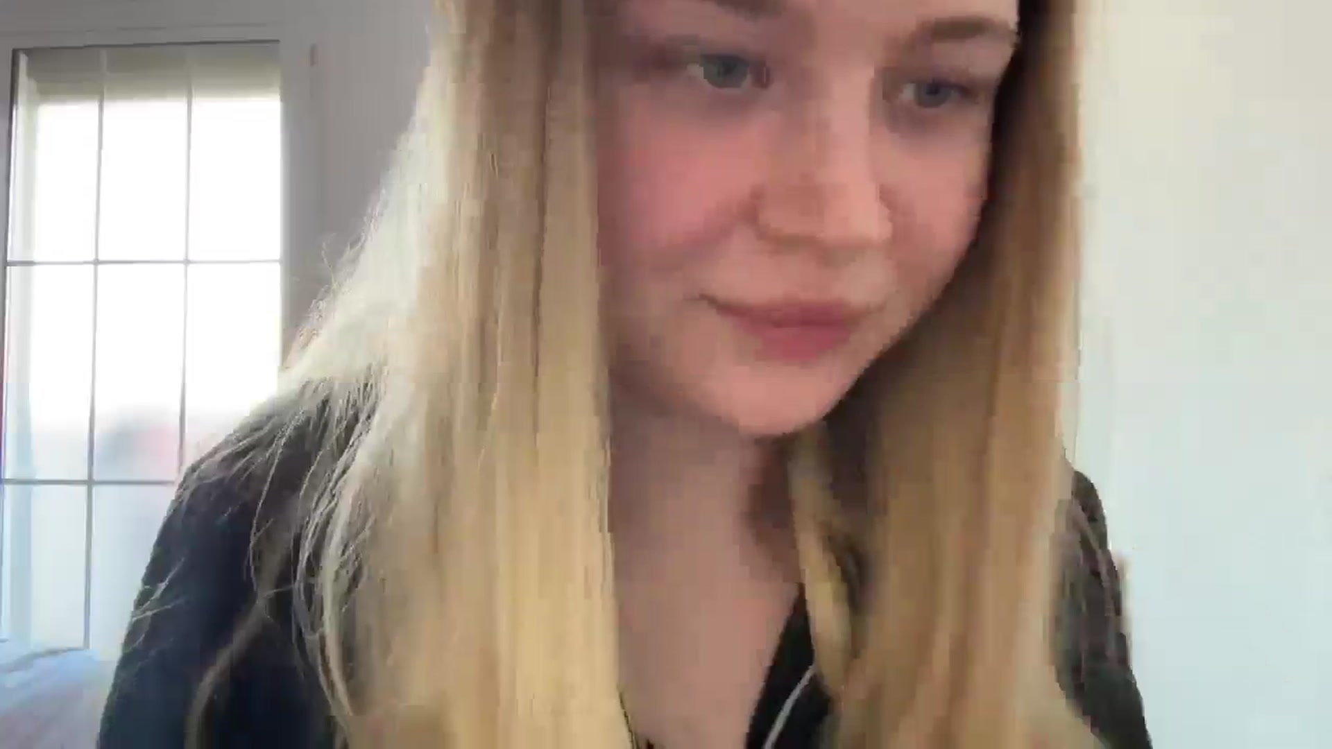 Gallery image thumbnail from BuckwheatLady's myfreecams stream on, 11/19/2025, 10:47 image 6 of 20
