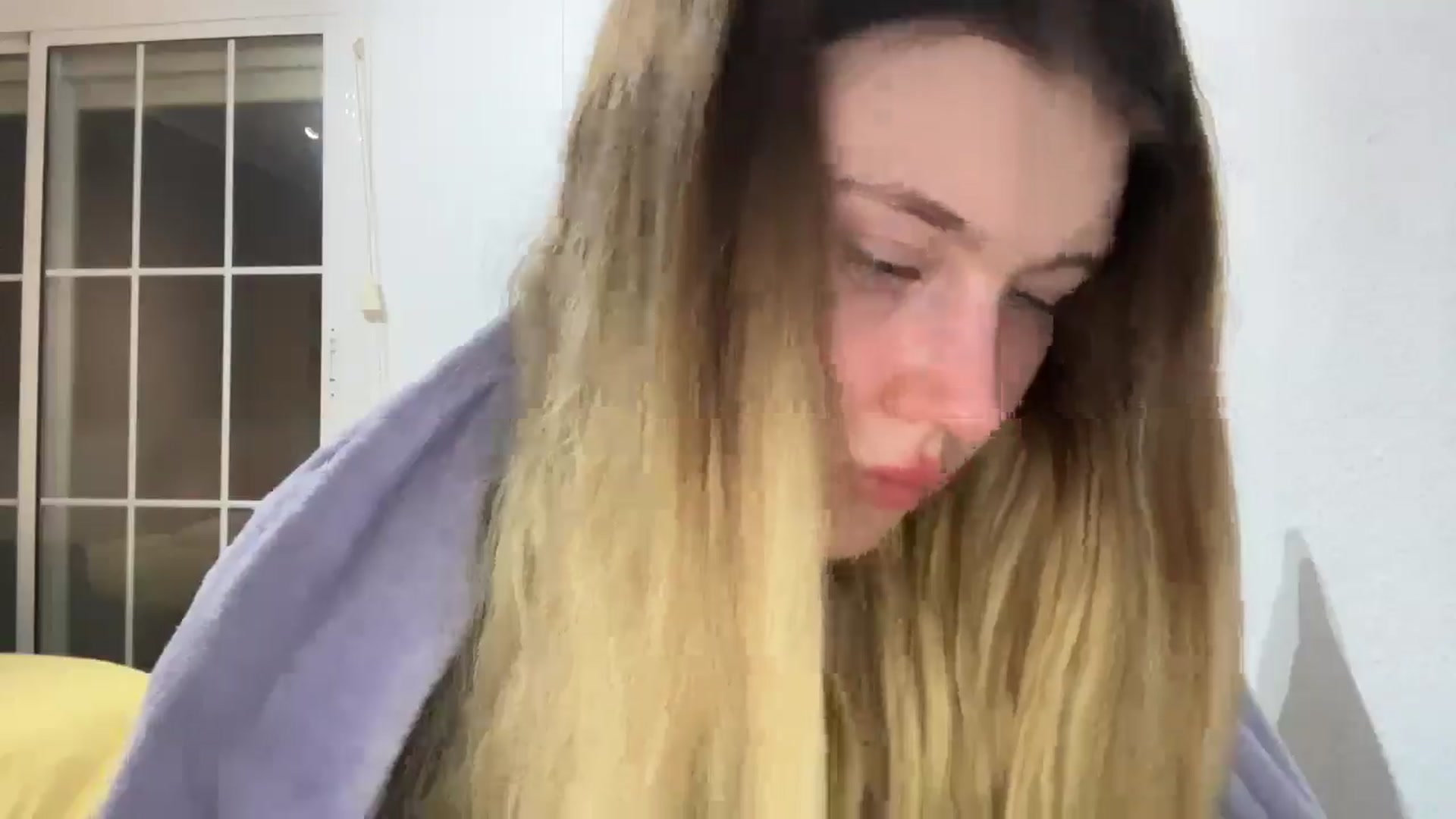 Gallery image thumbnail from BuckwheatLady's myfreecams stream on, 11/20/2025, 18:36 image 18 of 20