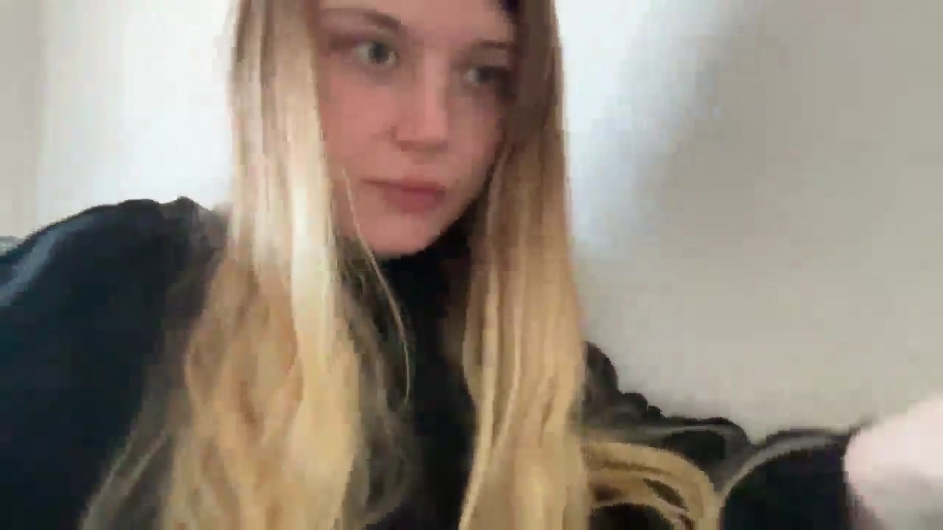 Gallery image thumbnail from BuckwheatLady's myfreecams stream on, 11/21/2025, 14:58 image 15 of 20