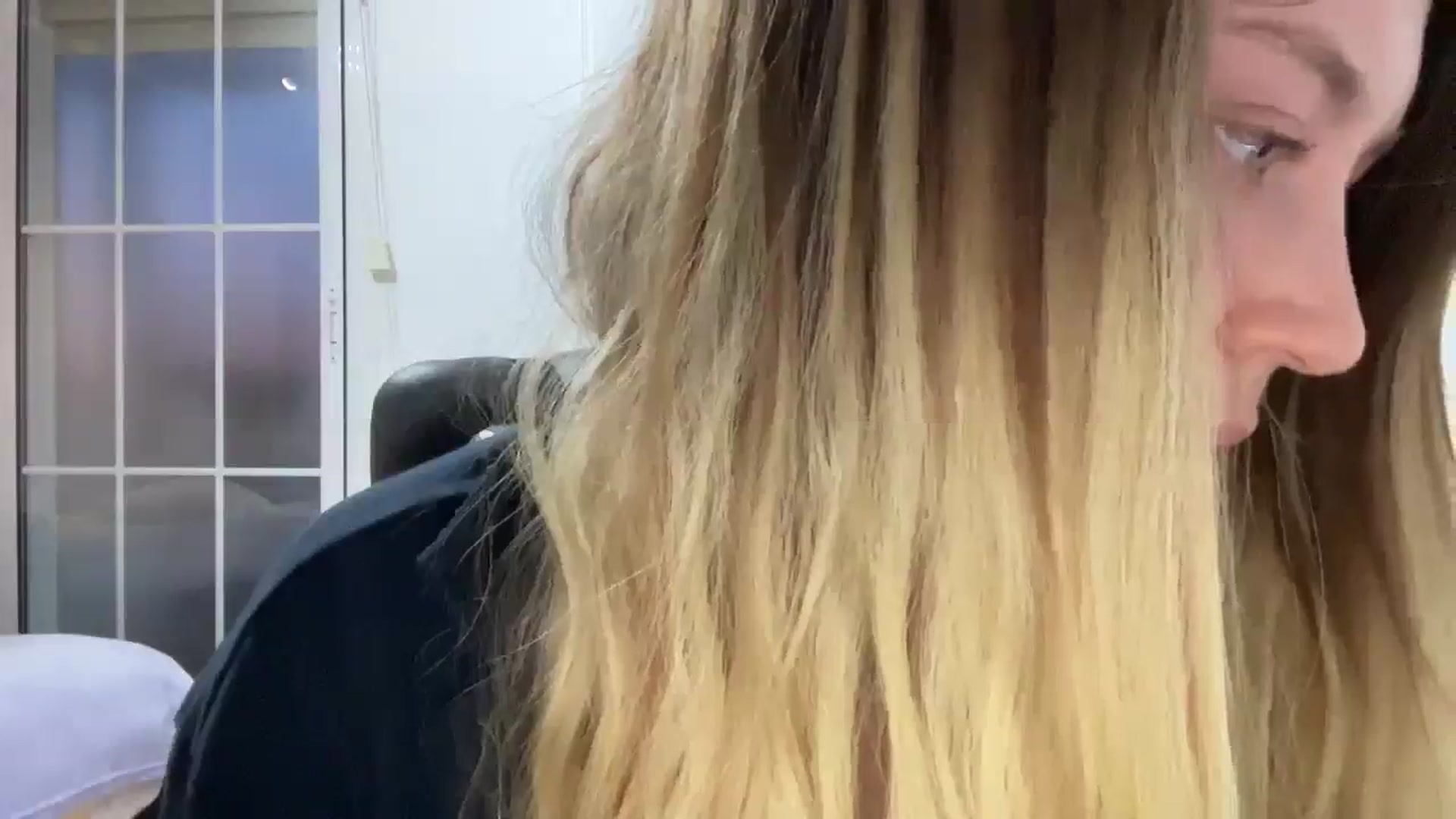 Gallery image thumbnail from BuckwheatLady's myfreecams stream on, 11/23/2025, 16:57 image 19 of 20
