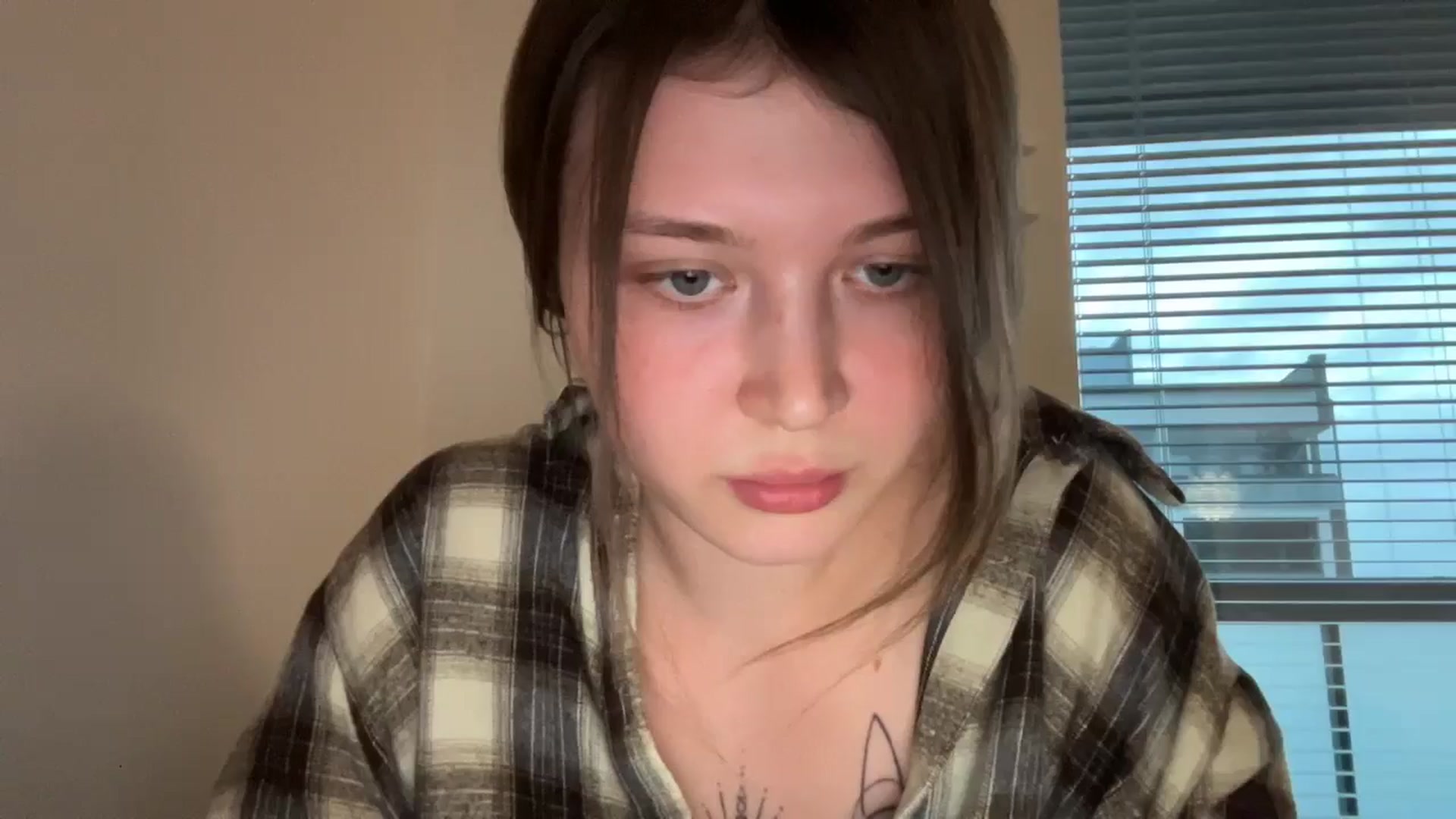 Gallery image thumbnail from BuckwheatLady's myfreecams stream on, 12/02/2025, 14:24 image 1 of 20