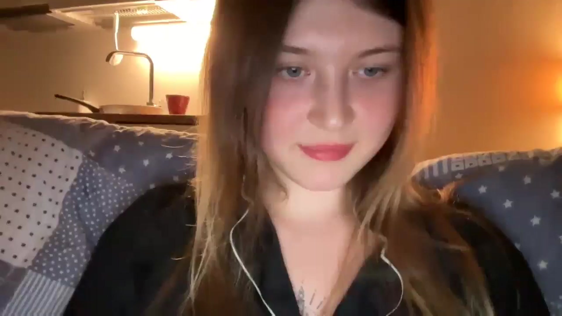 Gallery image thumbnail from BuckwheatLady's myfreecams stream on, 12/03/2025, 19:48 image 17 of 20