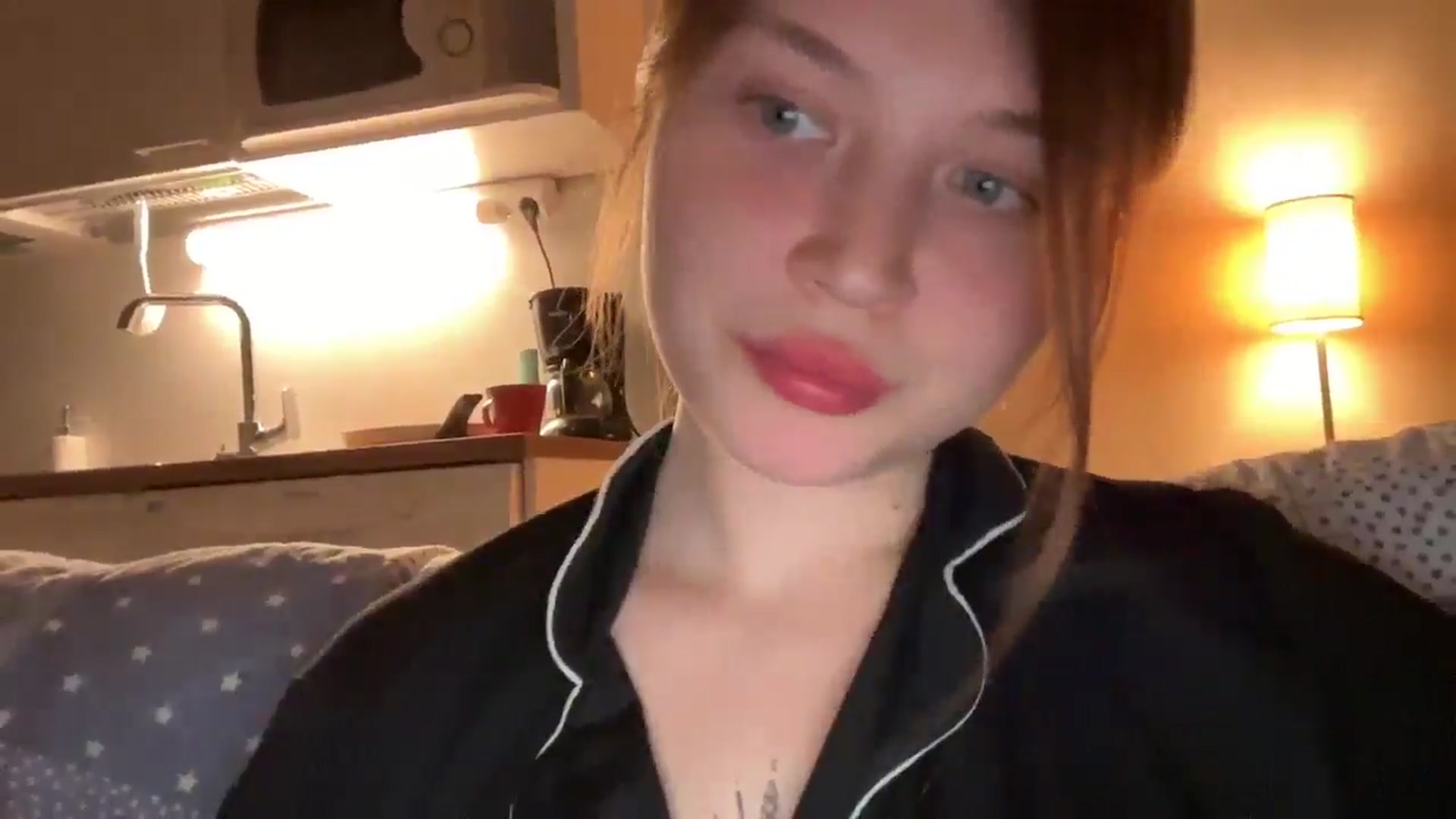 Gallery image thumbnail from BuckwheatLady's myfreecams stream on, 12/04/2025, 17:29 image 7 of 20